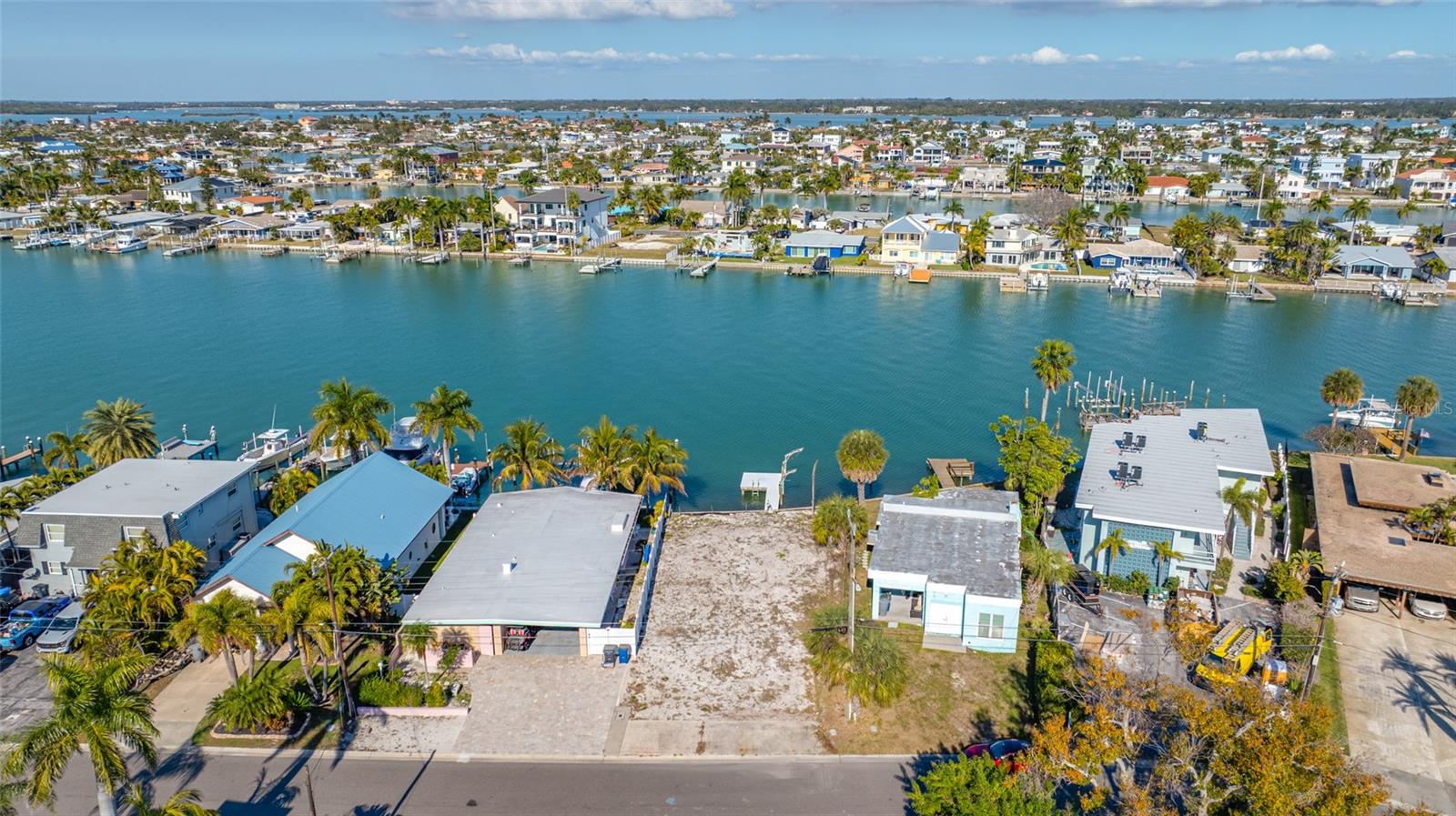 Image 17 of 31 For 11075 3rd Street E