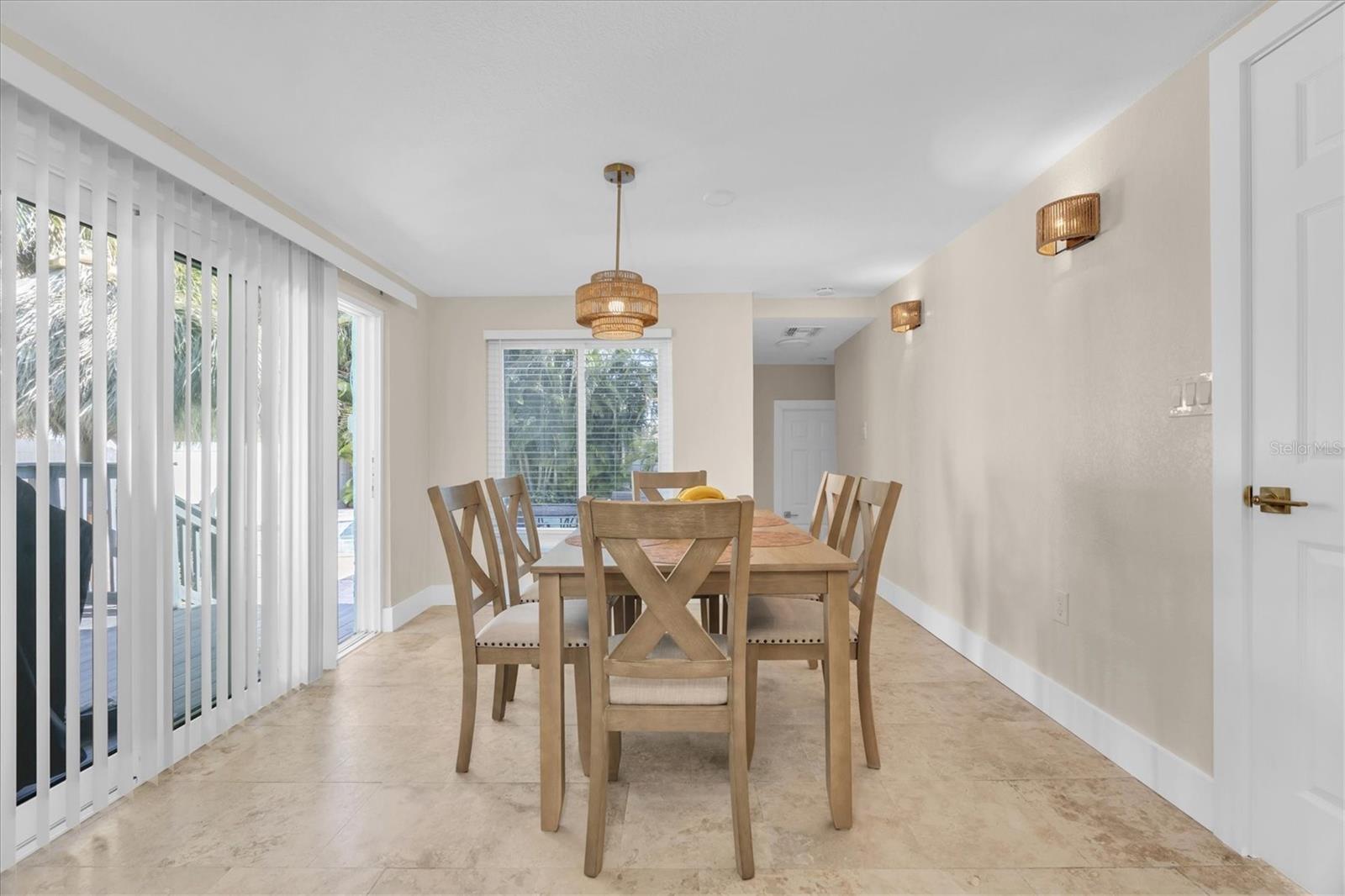 Image 11 of 39 For 518 77th Avenue