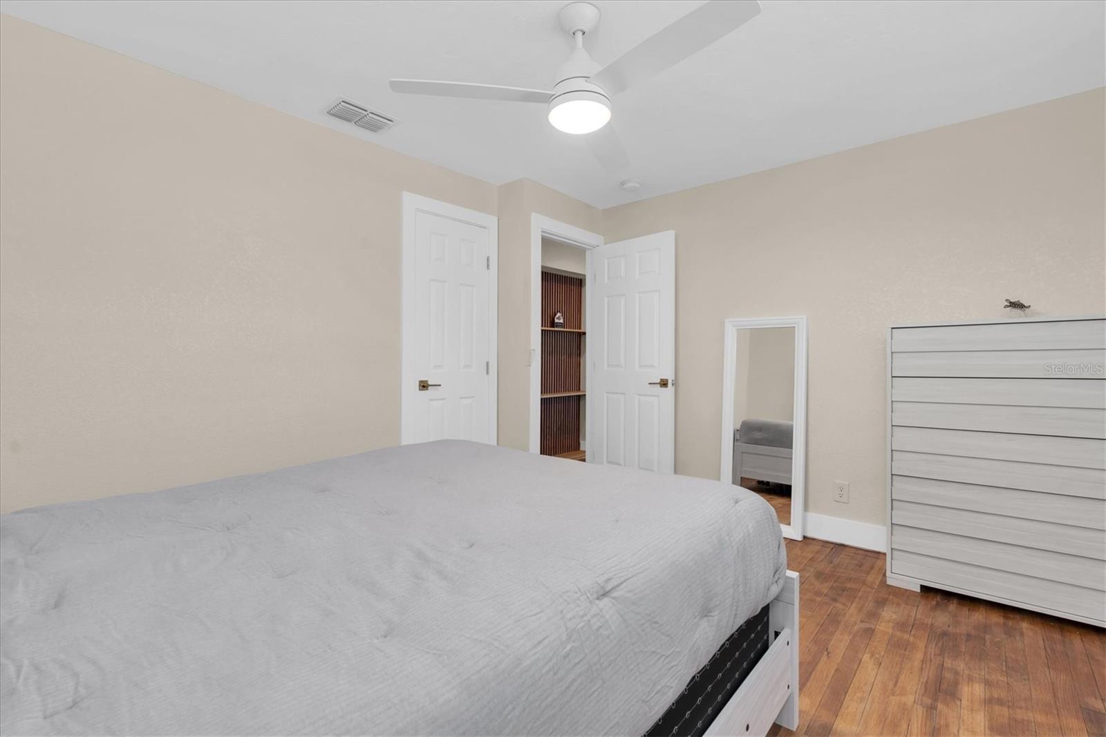 Image 30 of 39 For 518 77th Avenue