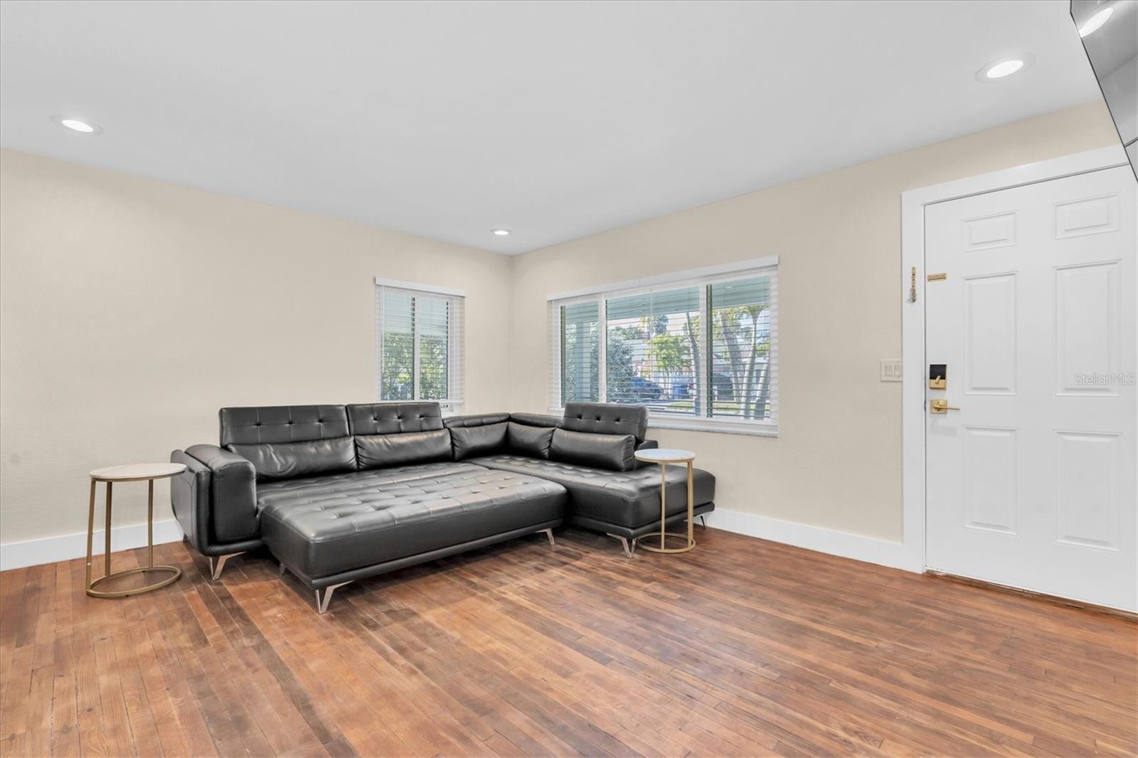 Image 5 of 39 For 518 77th Avenue