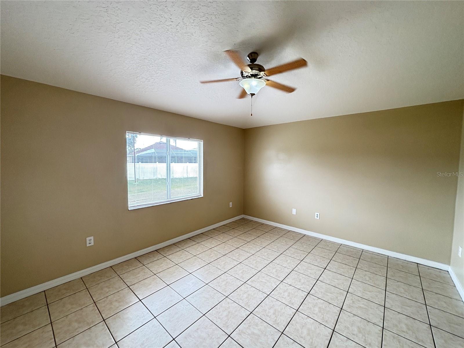 Image 16 of 31 For 1518 Atami Court