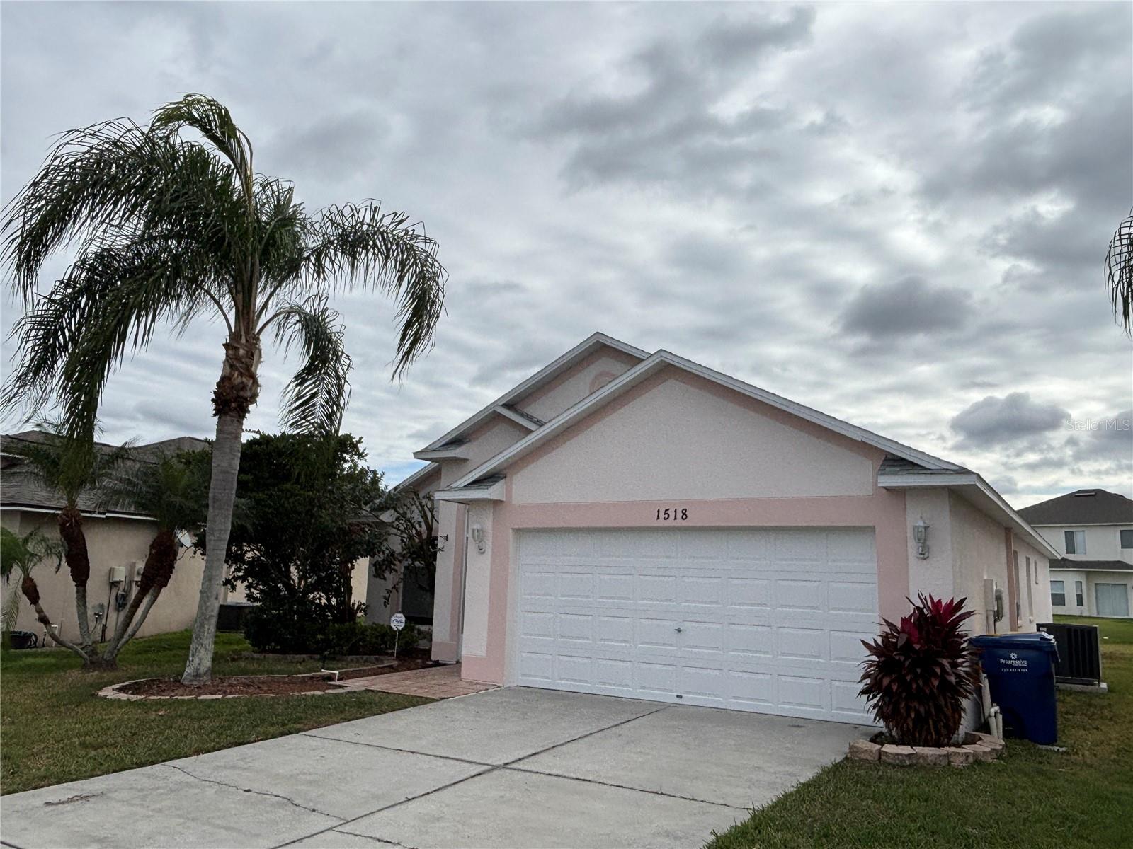 Image 4 of 31 For 1518 Atami Court