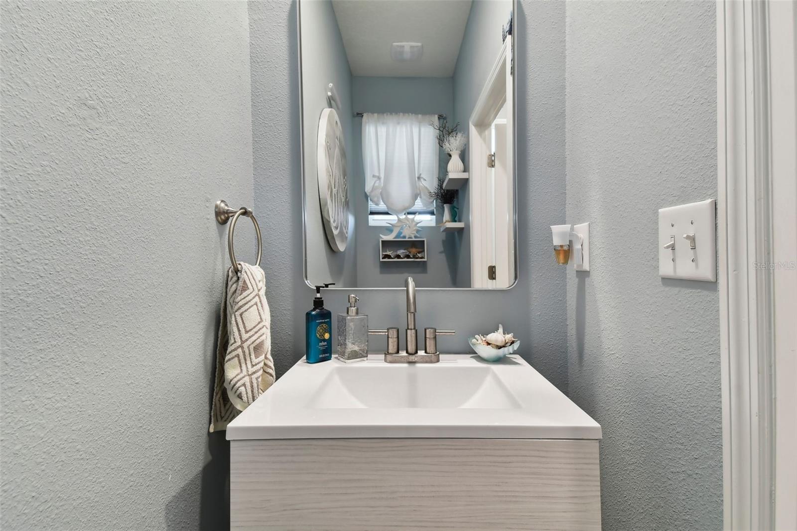 Image 3 of 23 For 3829 Rippaso Place