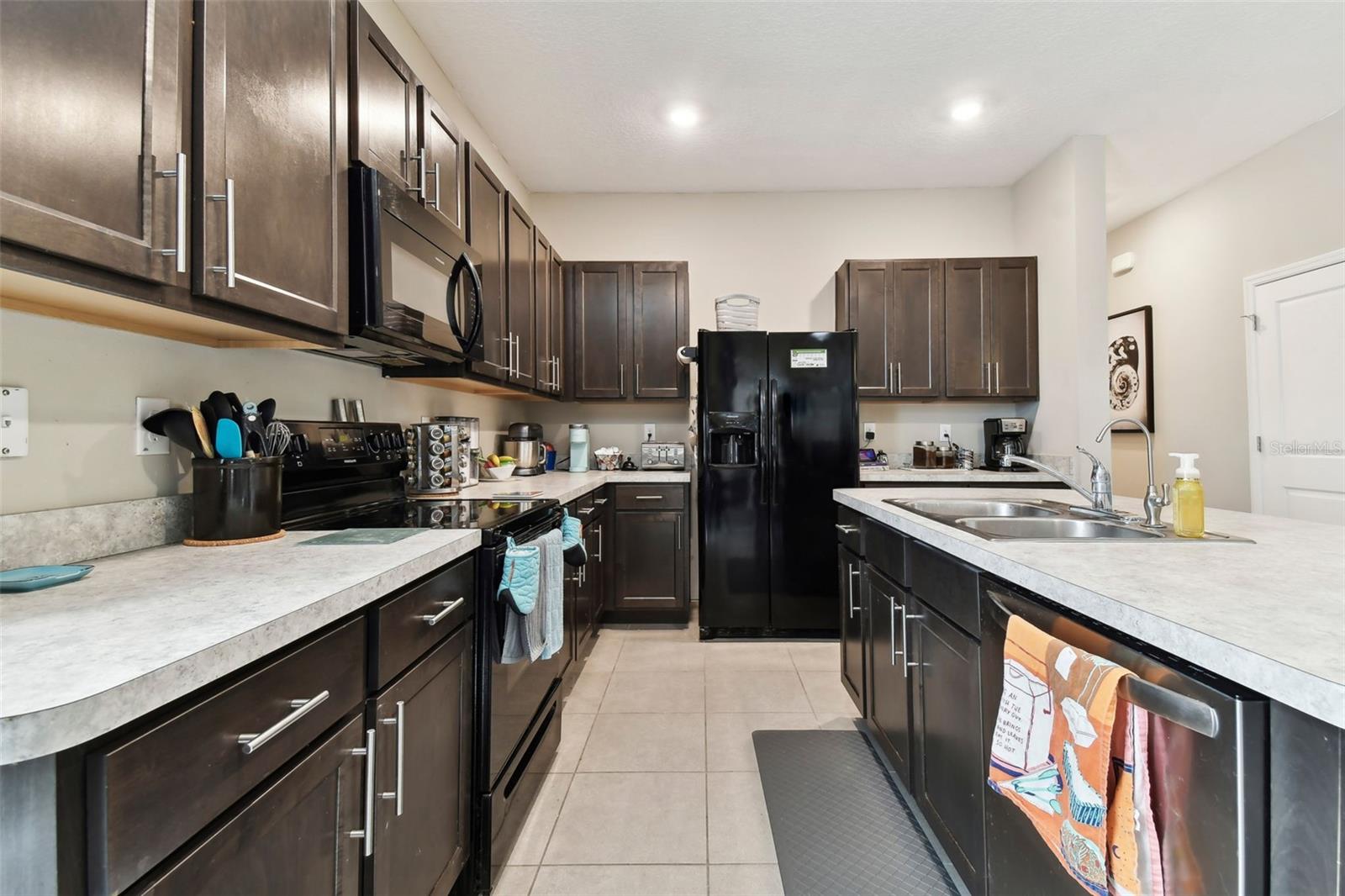 Image 7 of 23 For 3829 Rippaso Place