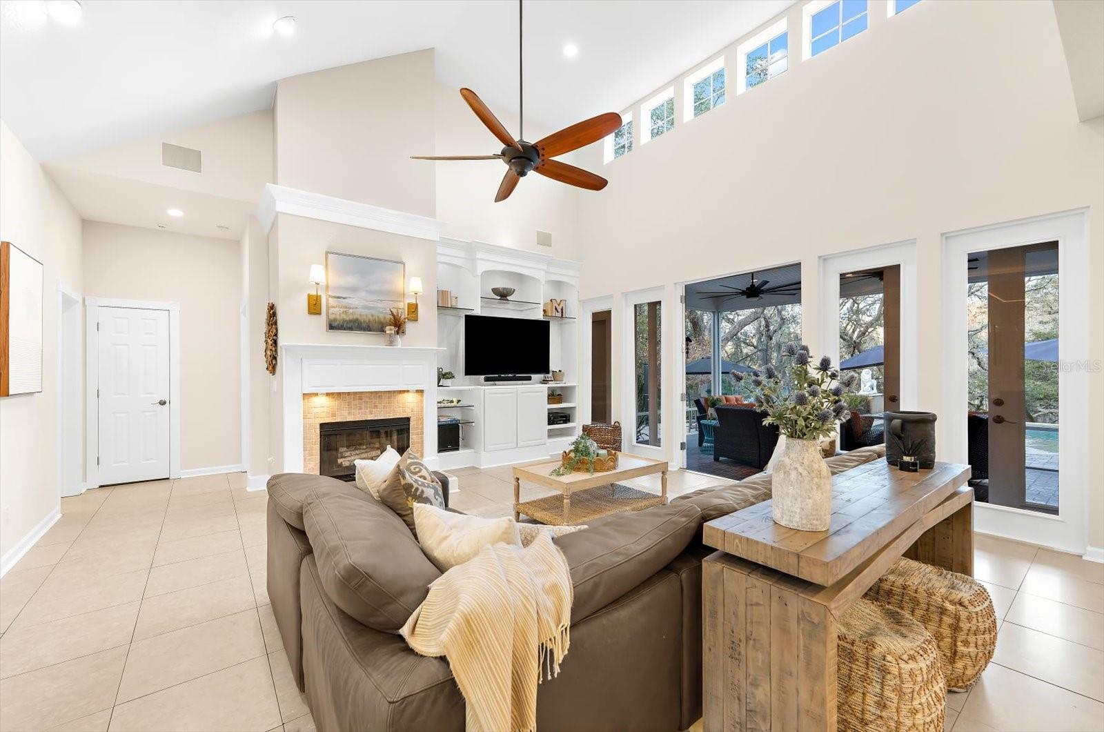 Image 10 of 71 For 653 Old East Lake Road