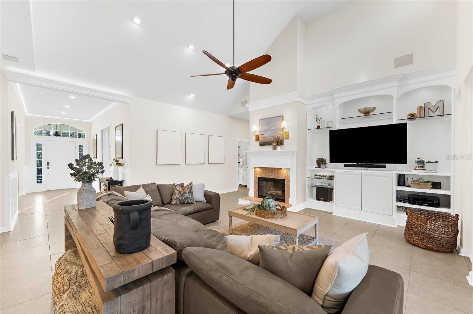 Image 13 of 71 For 653 Old East Lake Road