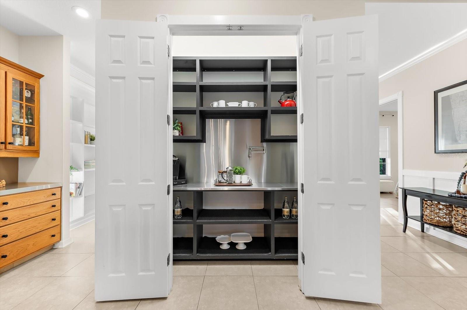 Image 22 of 71 For 653 Old East Lake Road