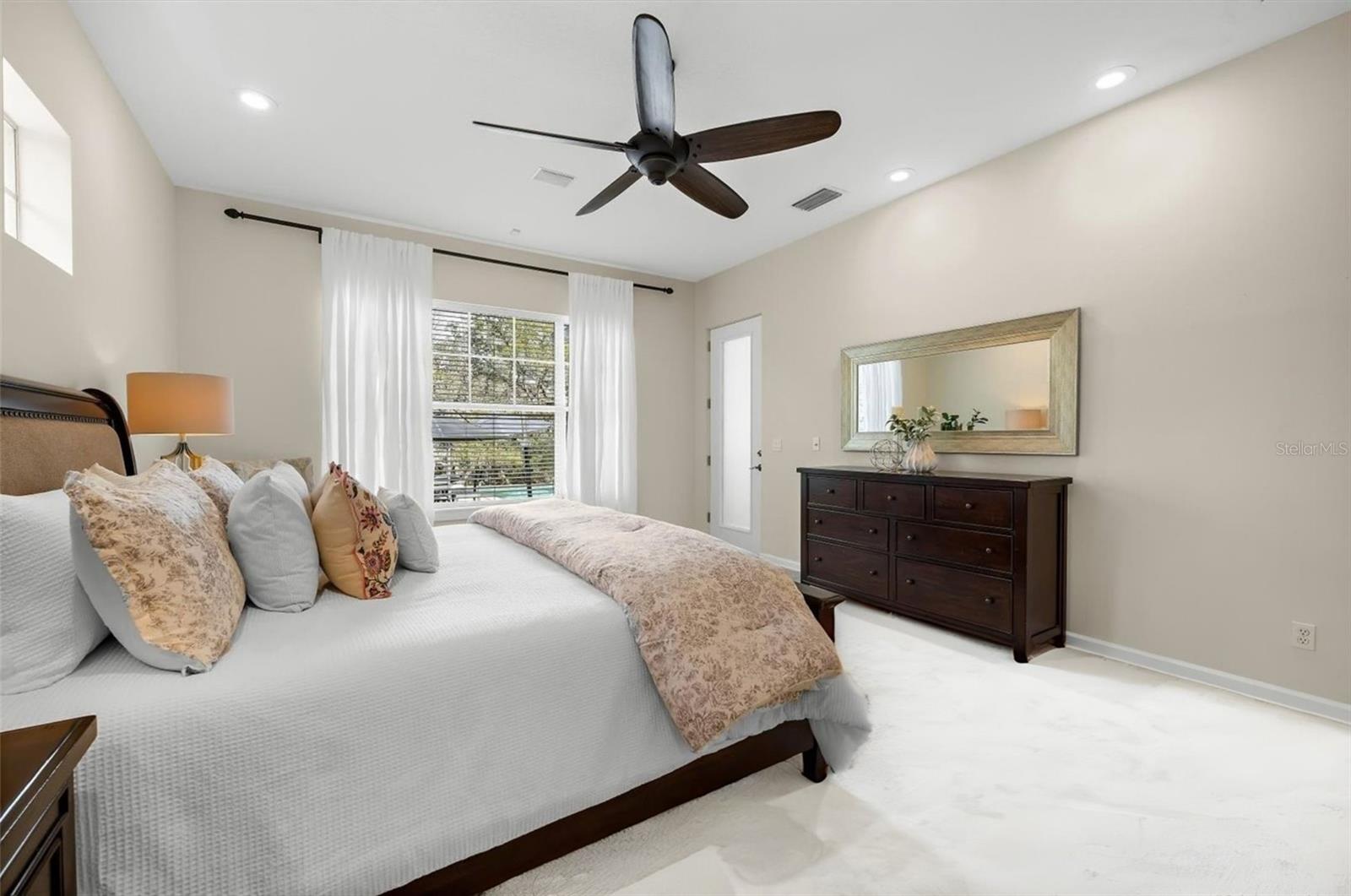 Image 30 of 71 For 653 Old East Lake Road