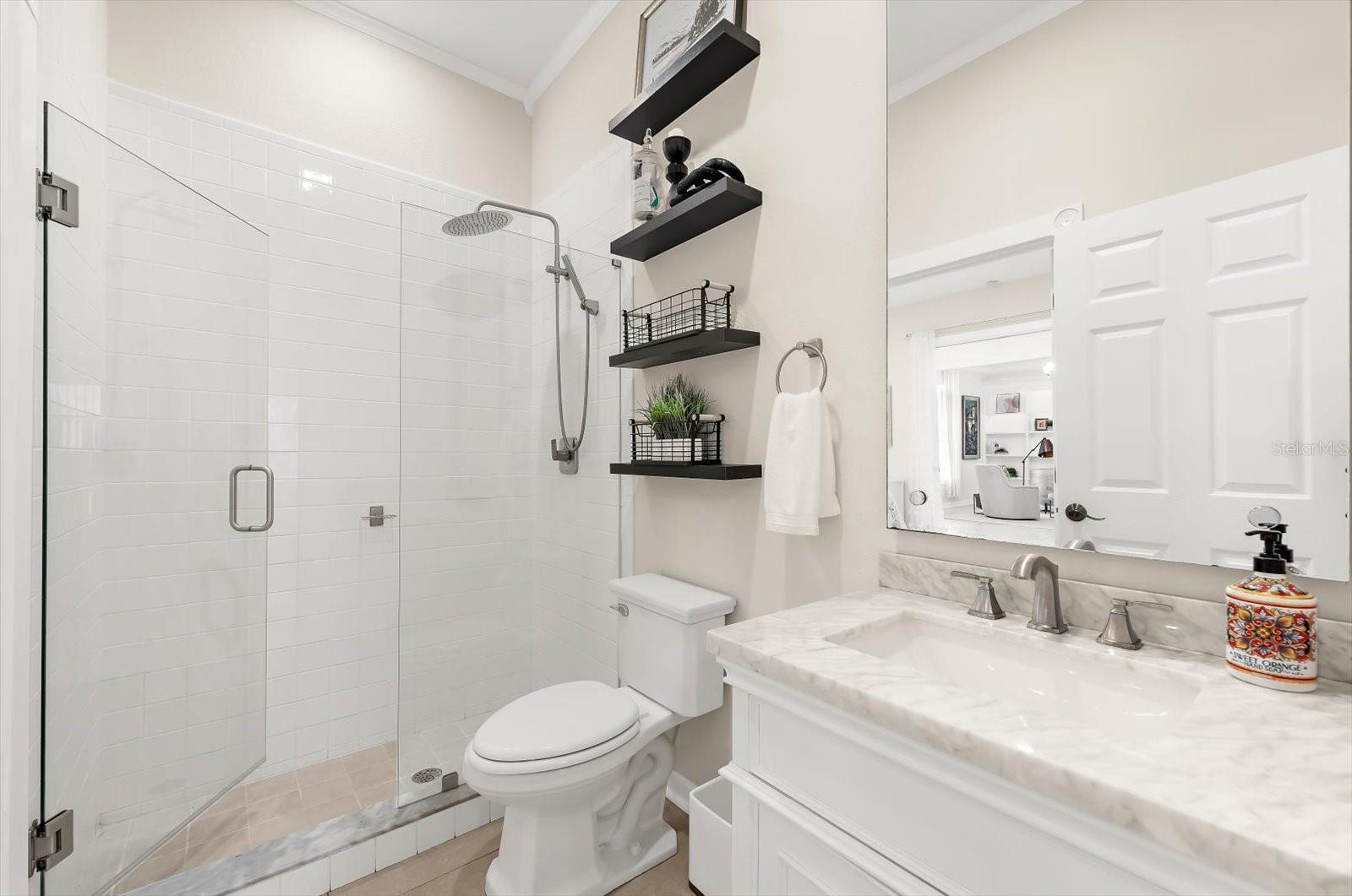 Image 42 of 71 For 653 Old East Lake Road