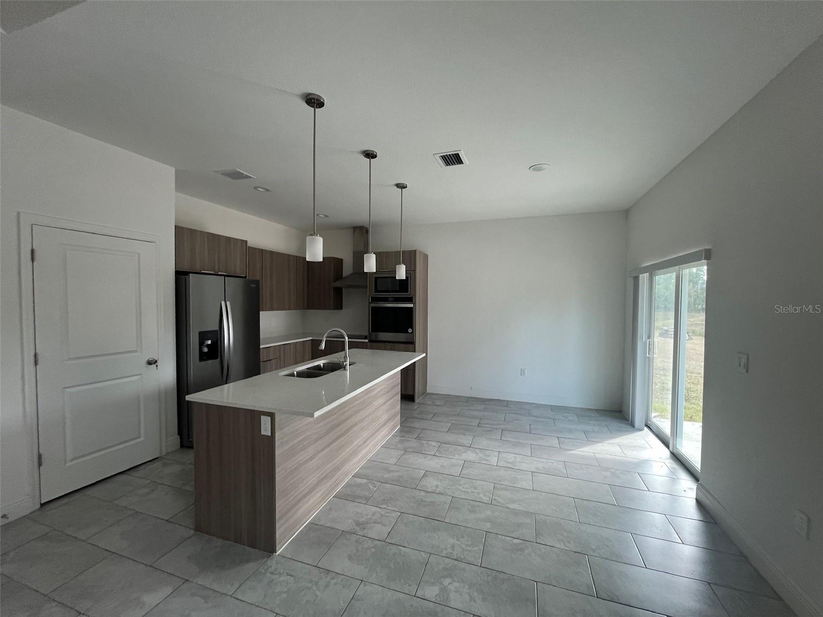 Image 16 of 28 For 1315 Benbow Circle