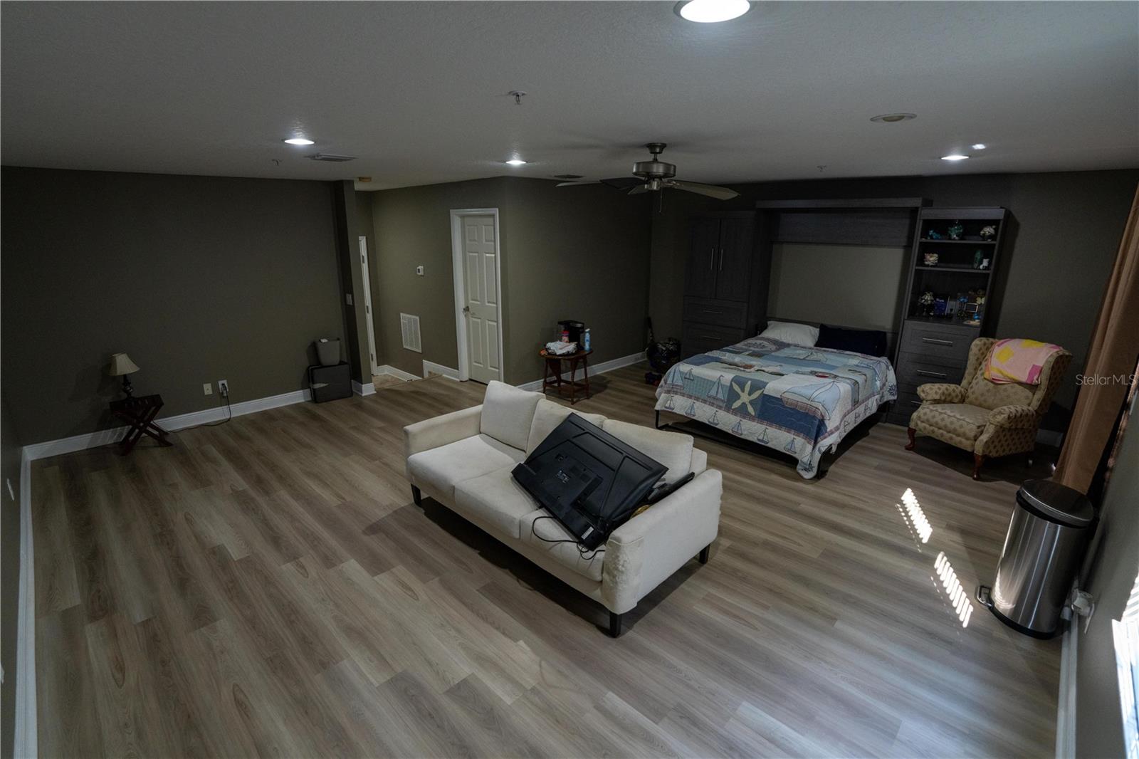 Image 10 of 80 For 4639 Overlook Drive Ne