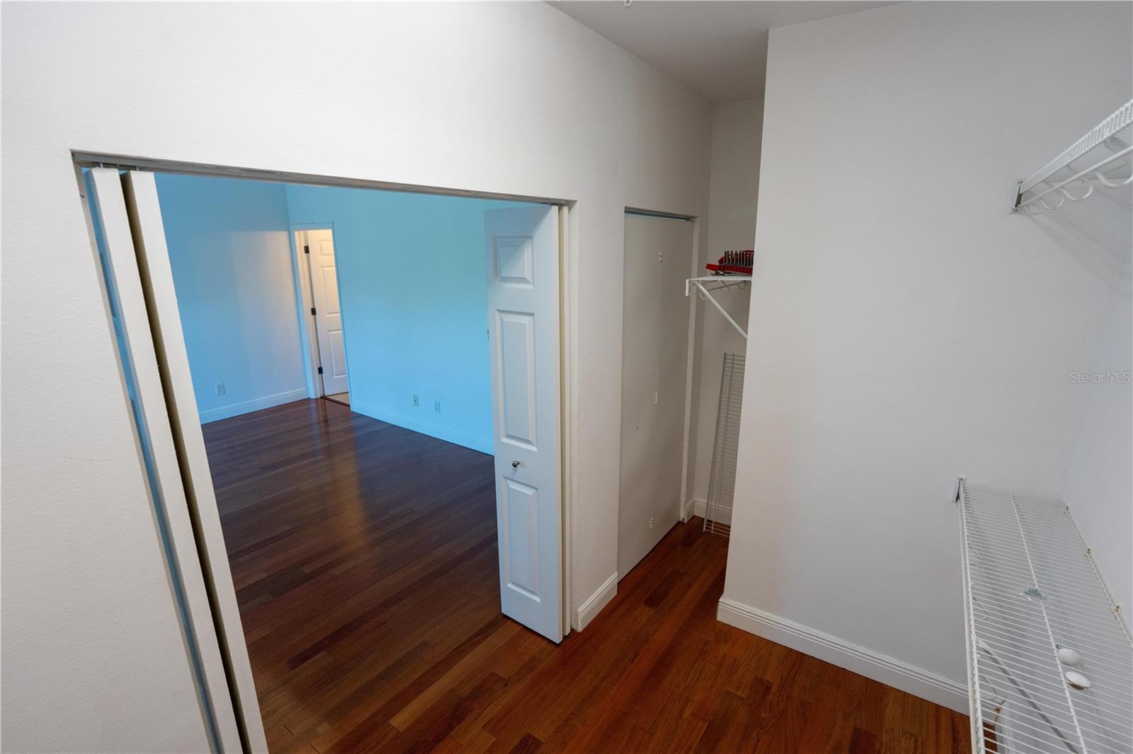 Image 20 of 80 For 4639 Overlook Drive Ne