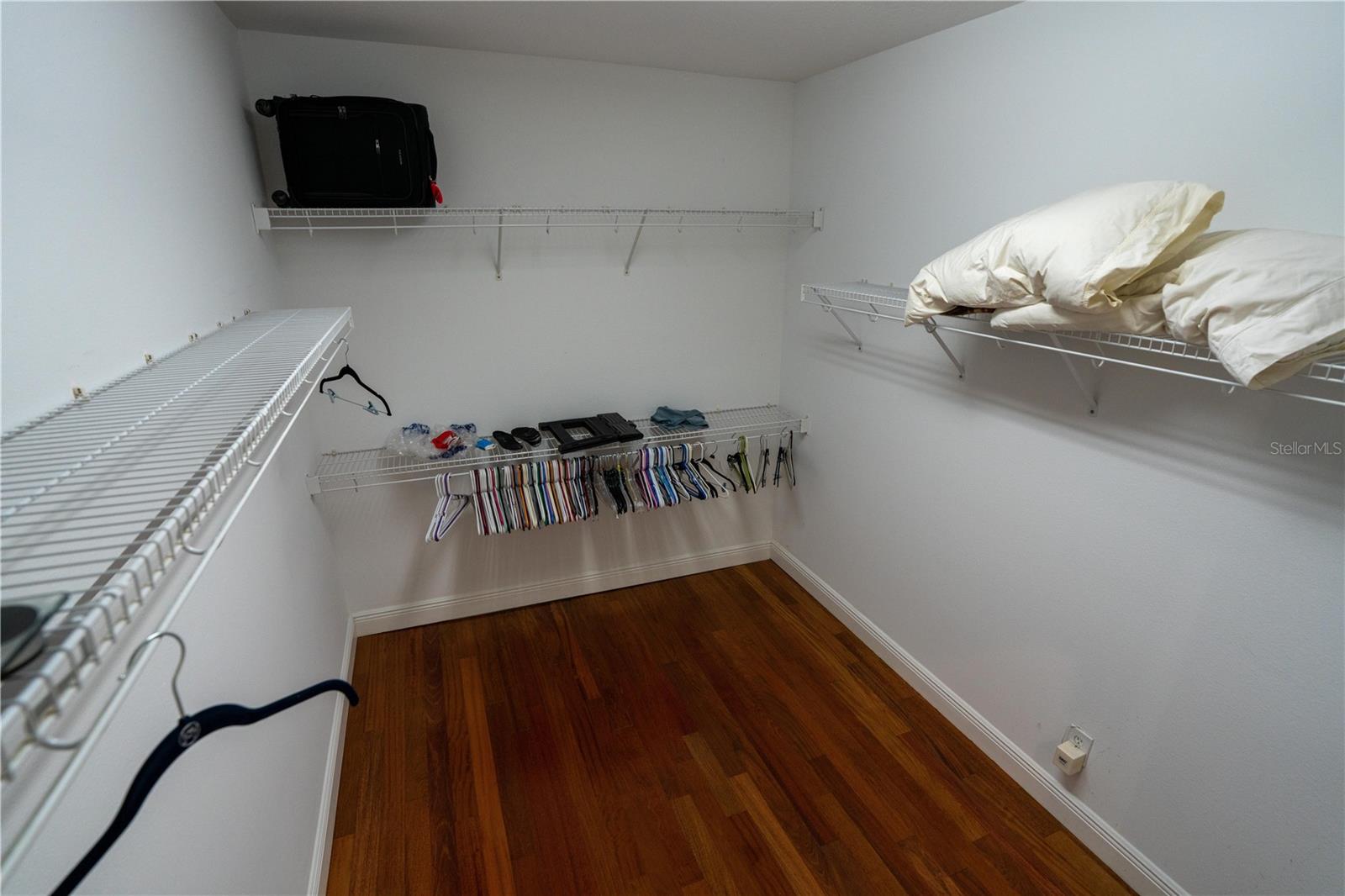 Image 24 of 80 For 4639 Overlook Drive Ne