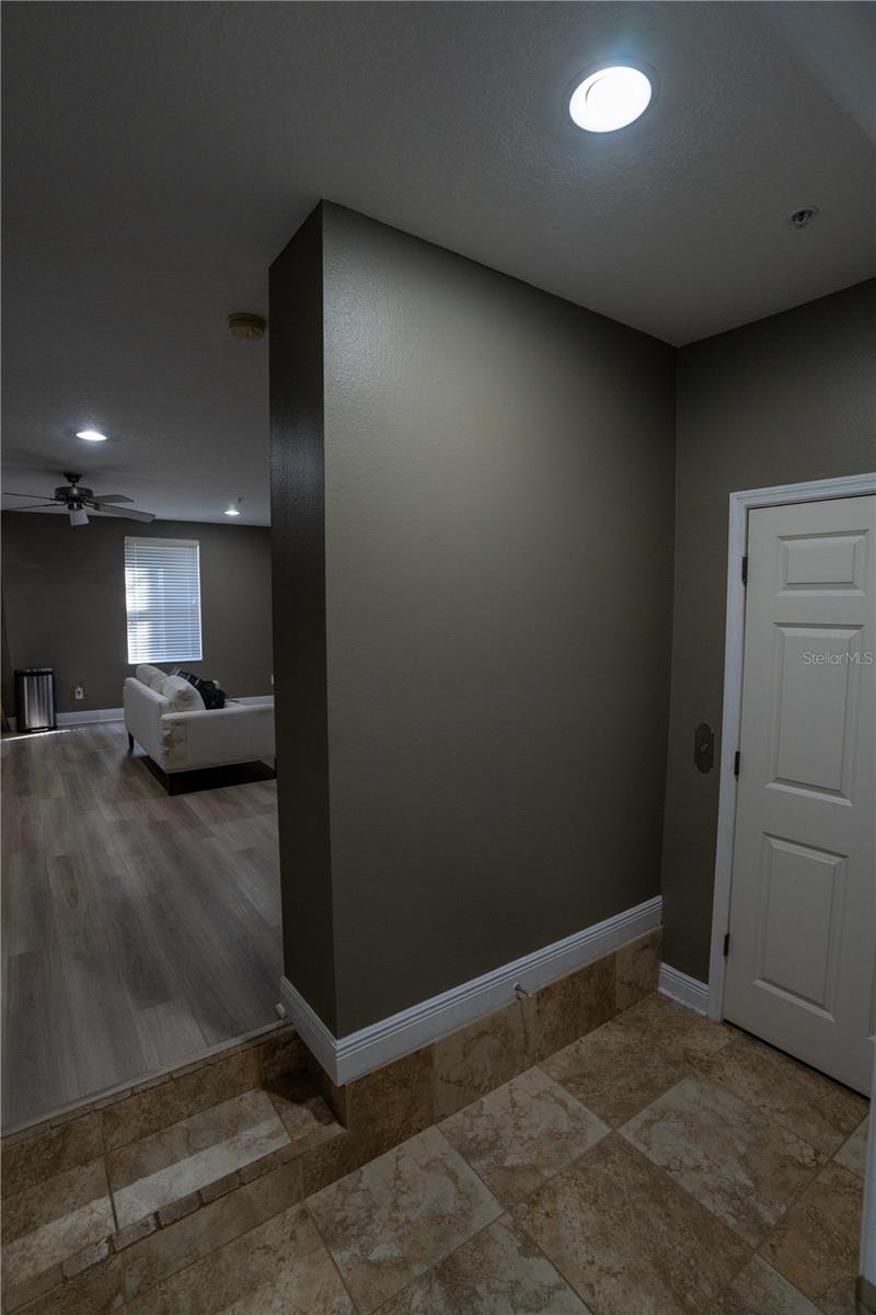 Image 7 of 80 For 4639 Overlook Drive Ne