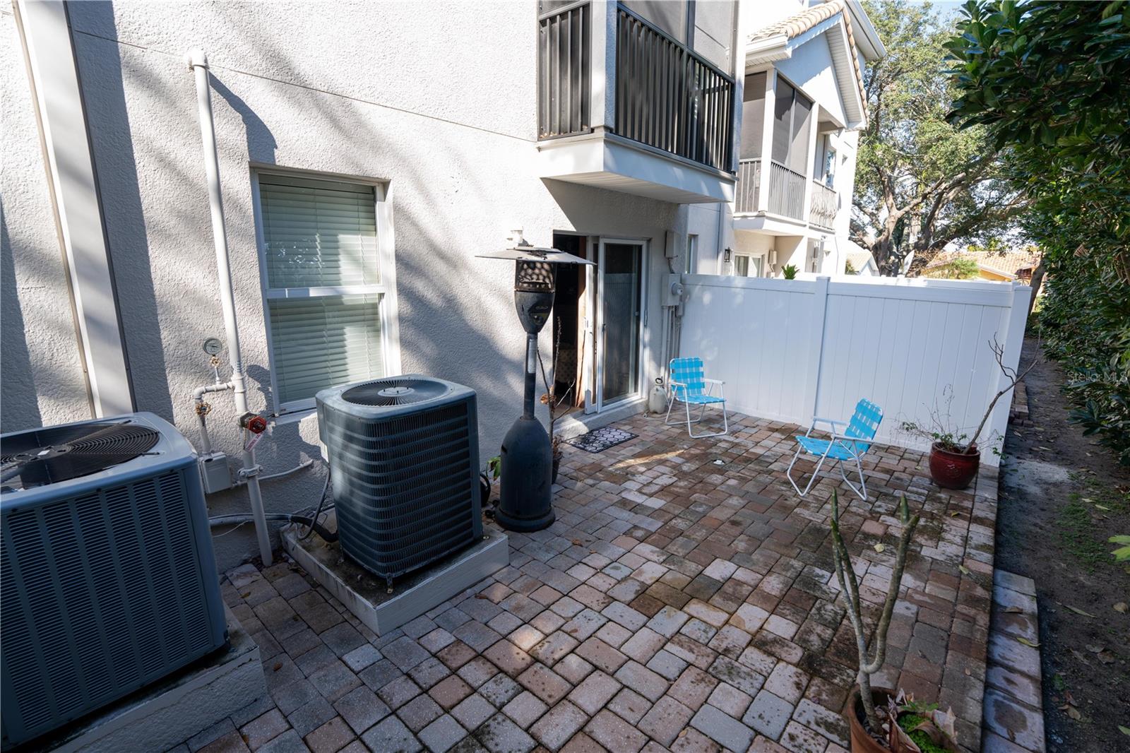 Image 8 of 80 For 4639 Overlook Drive Ne