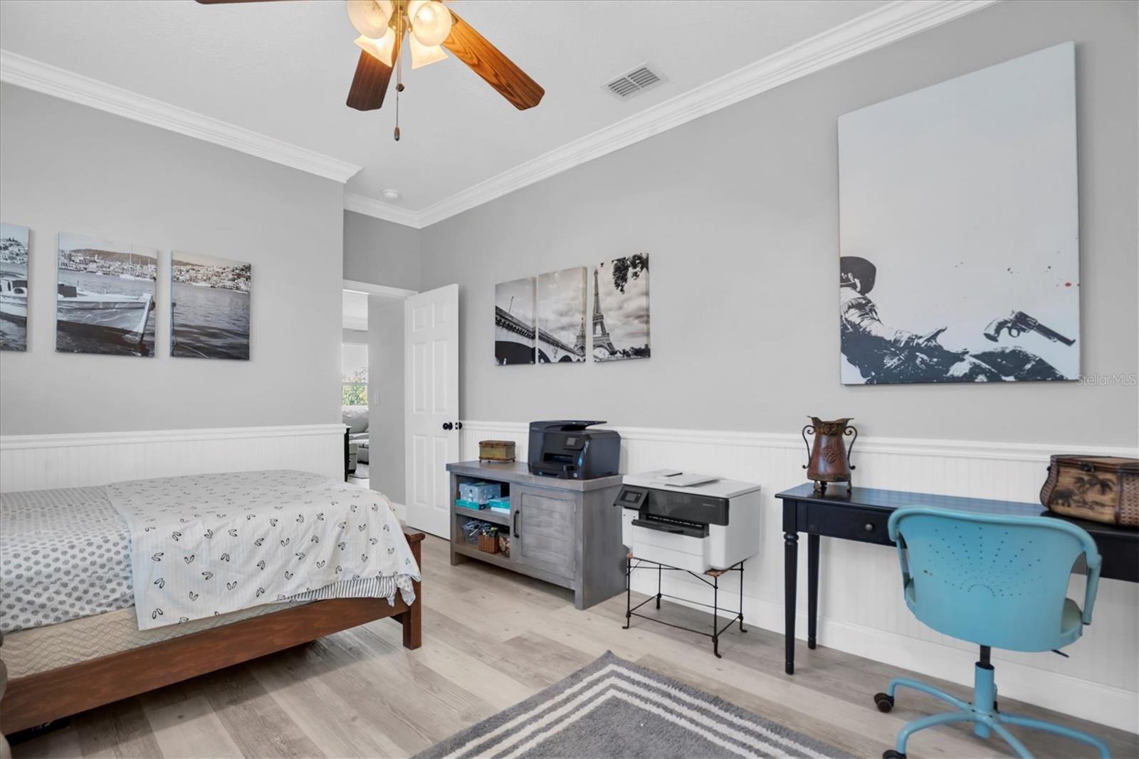 Listing photo id 25 for 12511 Royal Dublin Avenue