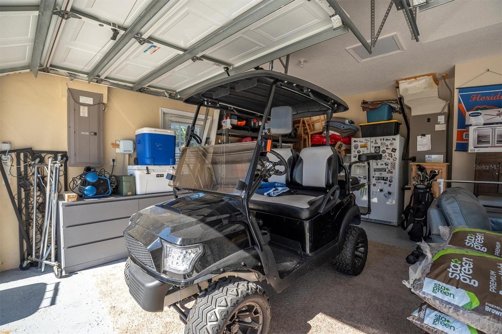 Listing photo id 40 for 12511 Royal Dublin Avenue