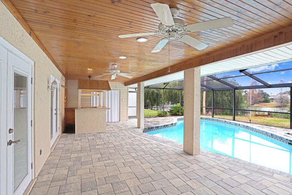 Image 26 of 44 For 1328 Corner Oaks Drive