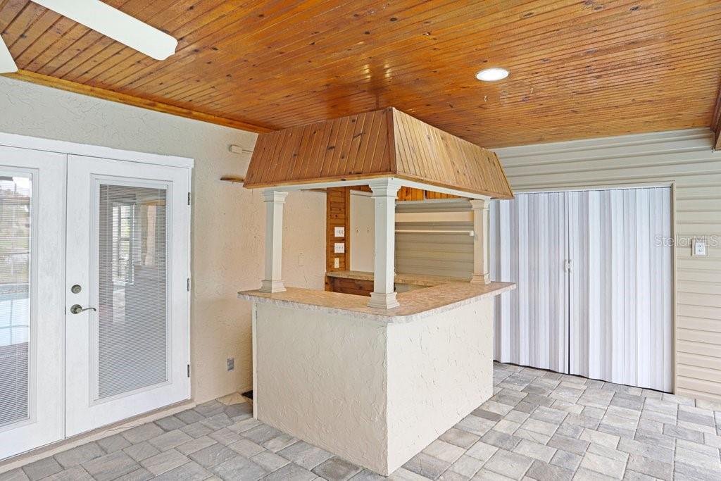 Image 27 of 44 For 1328 Corner Oaks Drive