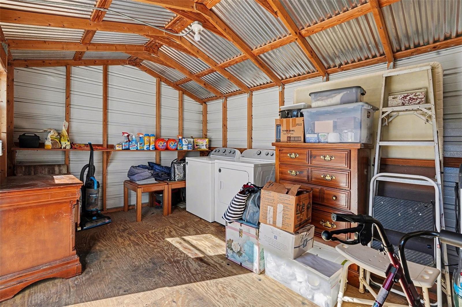 Image 27 of 28 For 2102 Columbus Drive