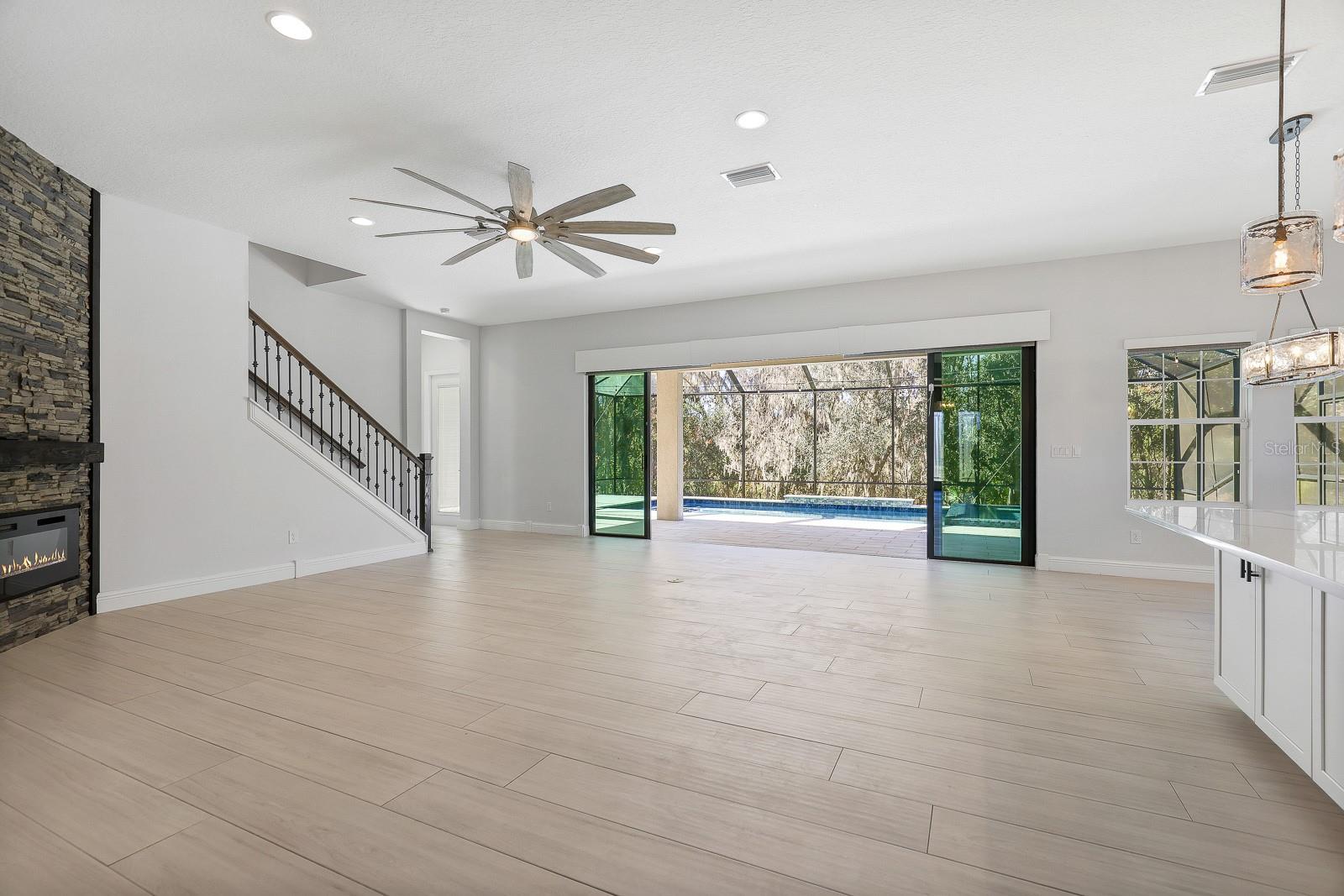 Image 18 of 48 For 13019 Paddock Wood Place