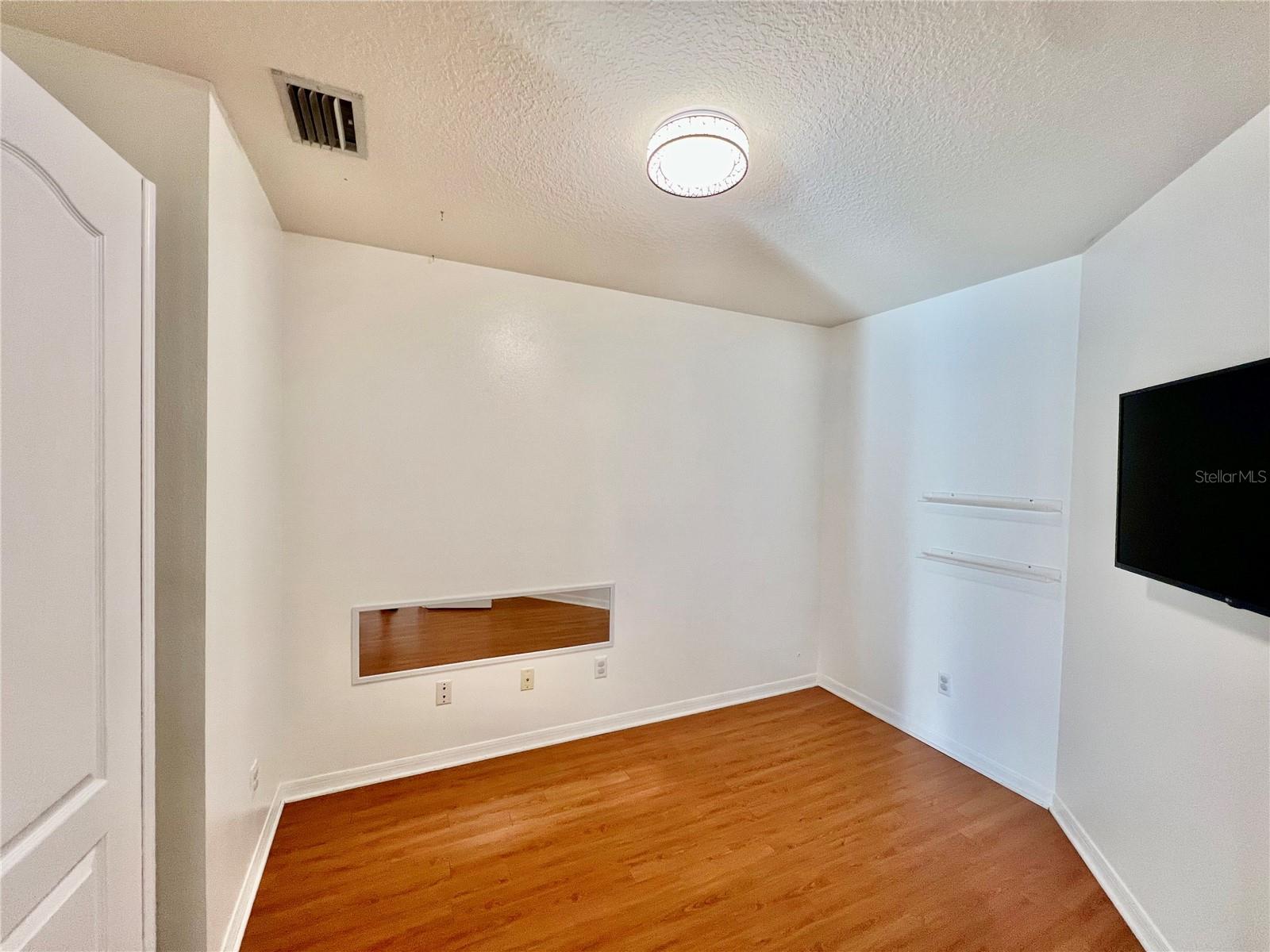 Image 10 of 36 For 9817 La Vonda Street