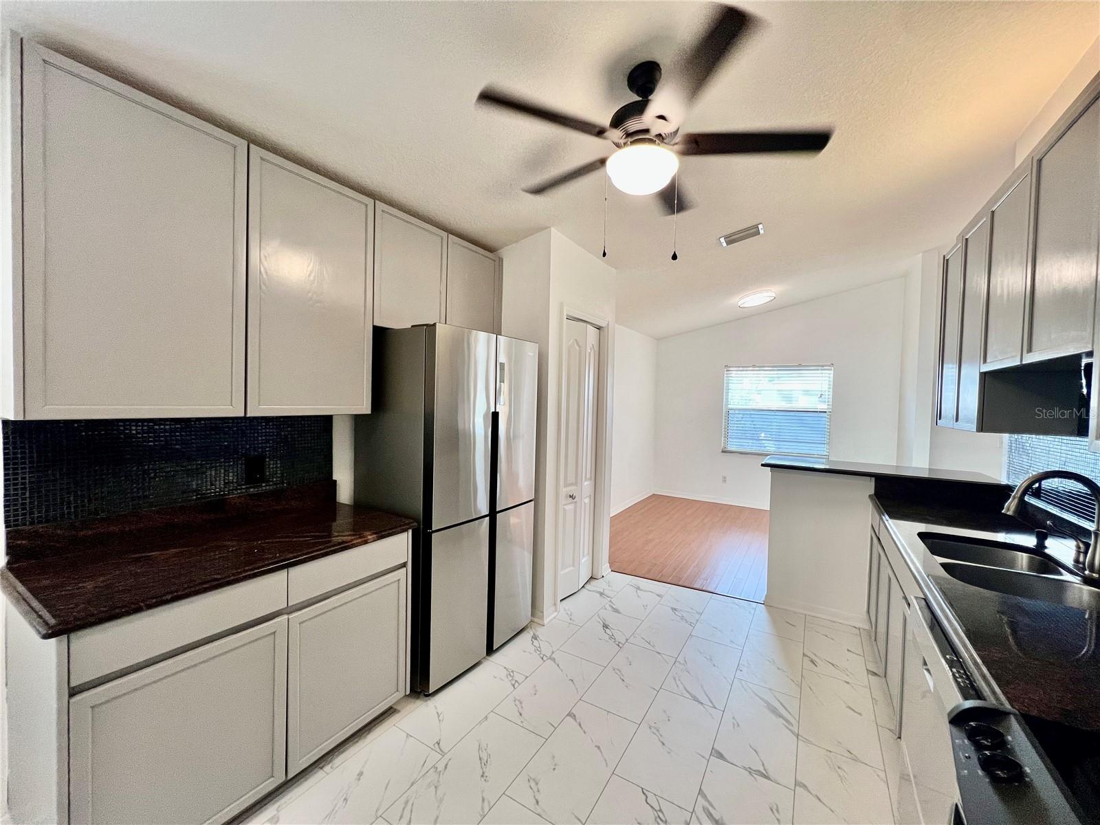 Image 15 of 36 For 9817 La Vonda Street