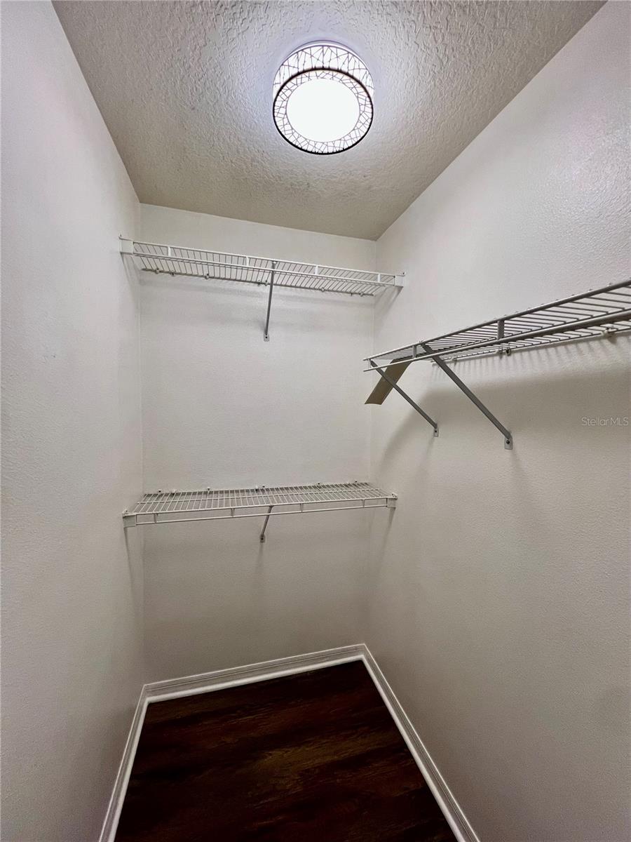 Image 21 of 36 For 9817 La Vonda Street