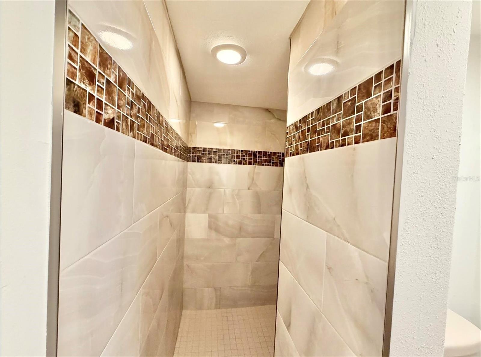 Image 18 of 28 For 2453 Egret Boulevard 102