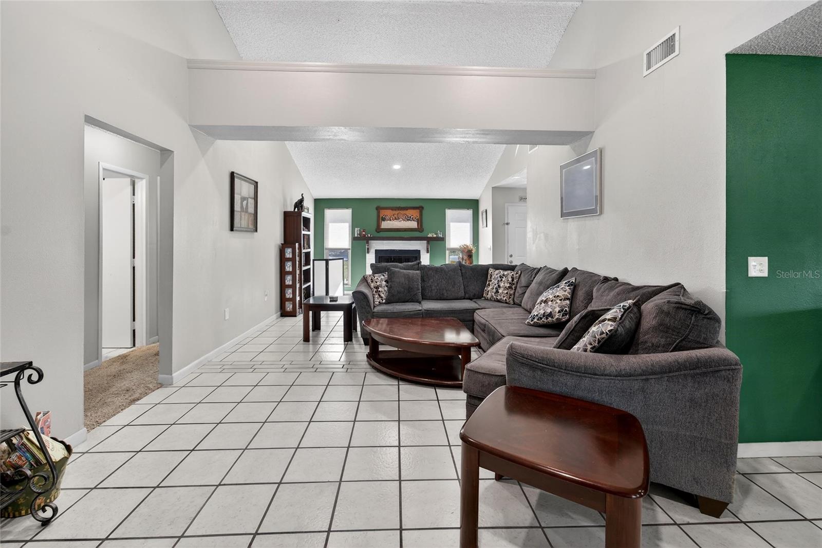 Image 10 of 54 For 1938 Cinnamon Drive