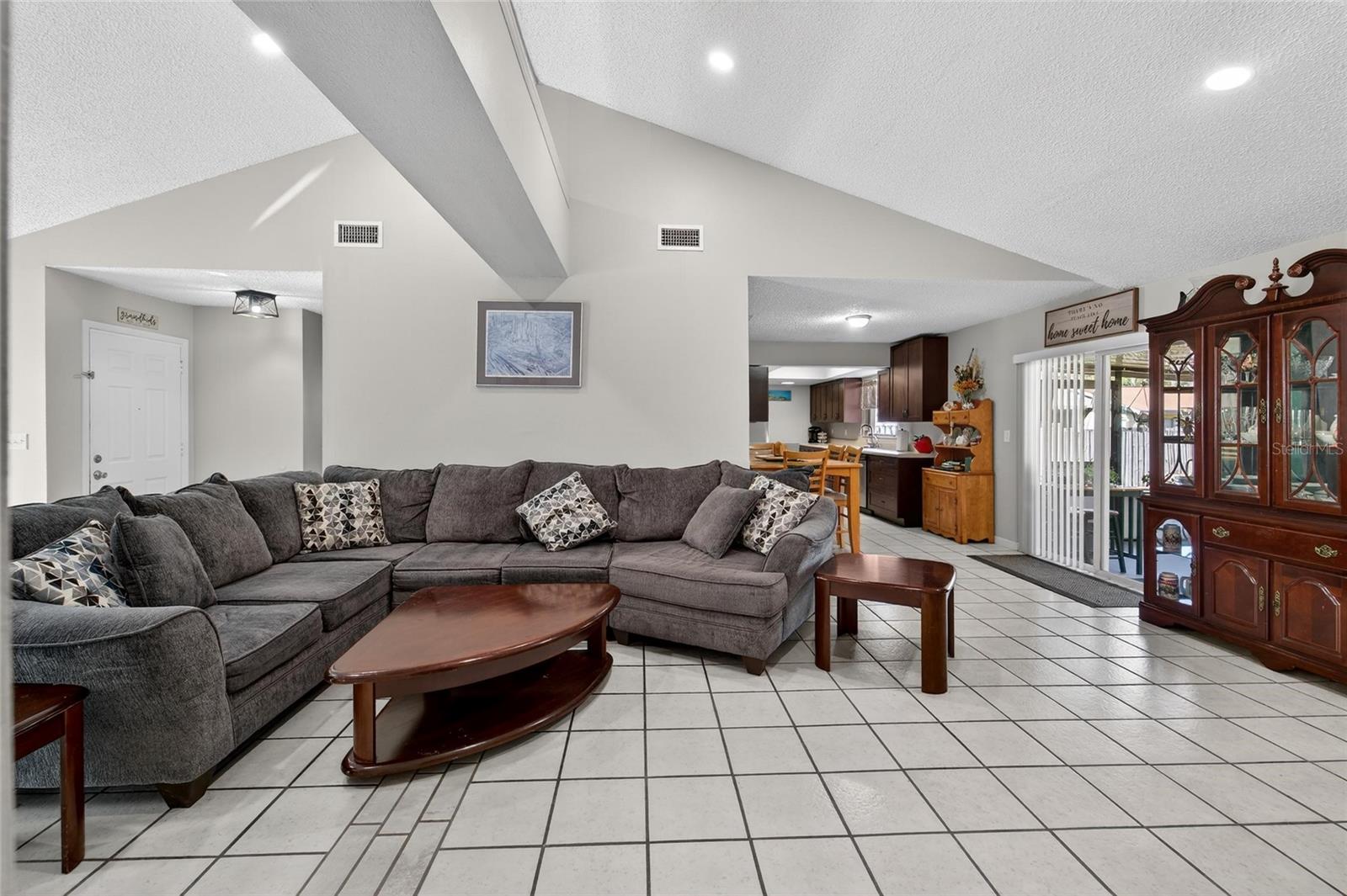 Image 11 of 54 For 1938 Cinnamon Drive