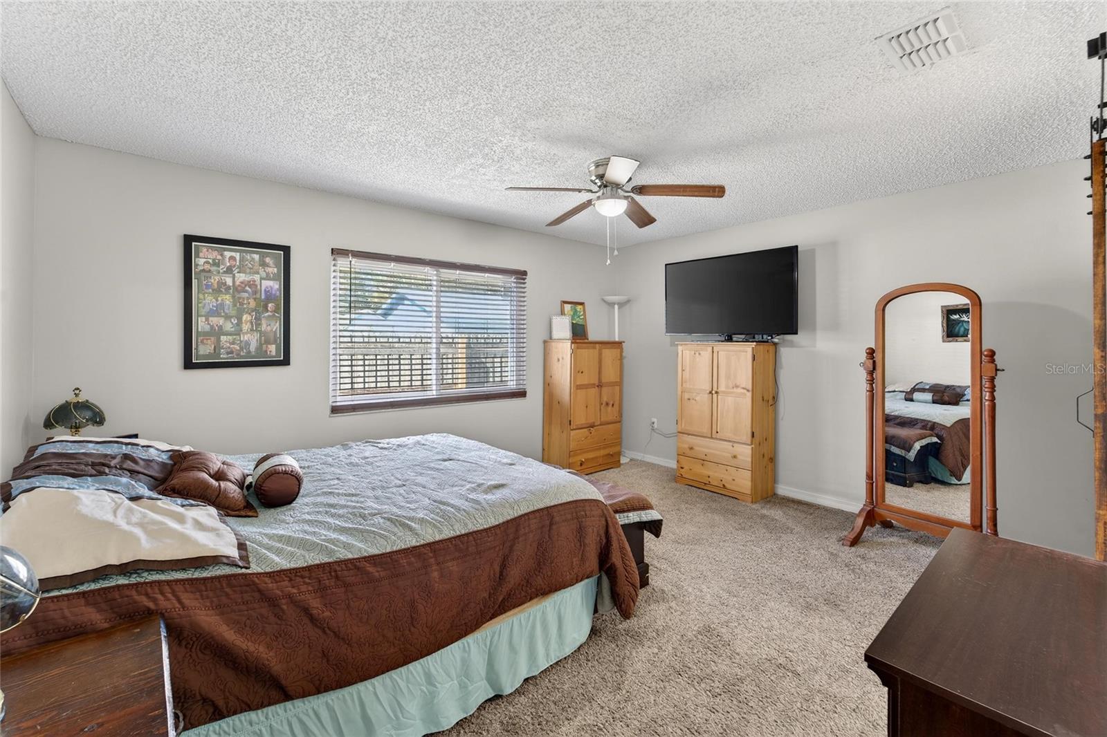 Image 24 of 54 For 1938 Cinnamon Drive