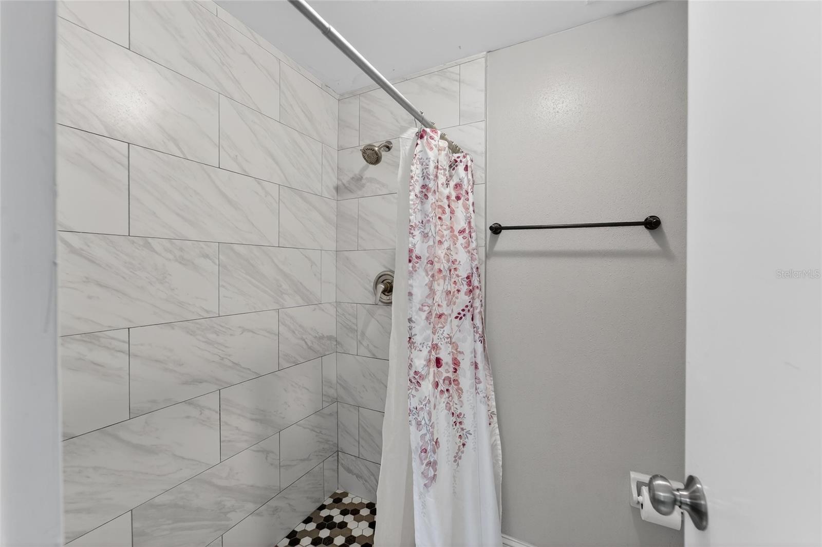 Image 30 of 54 For 1938 Cinnamon Drive