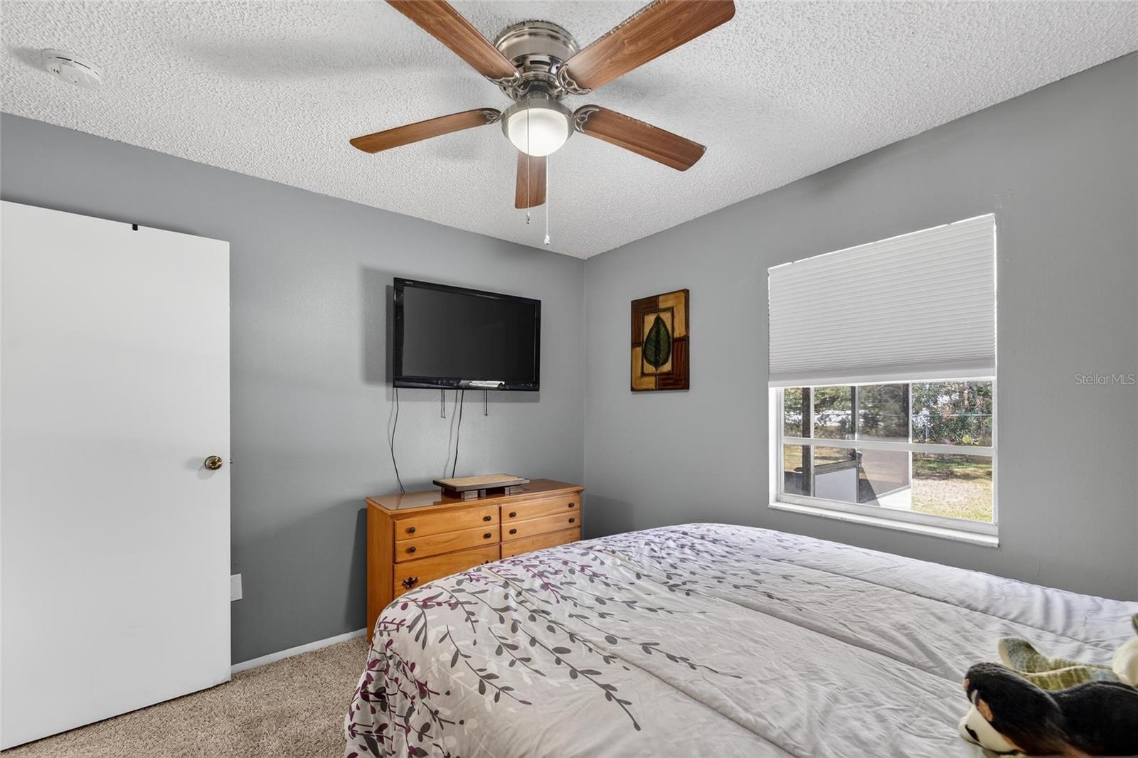 Image 33 of 54 For 1938 Cinnamon Drive