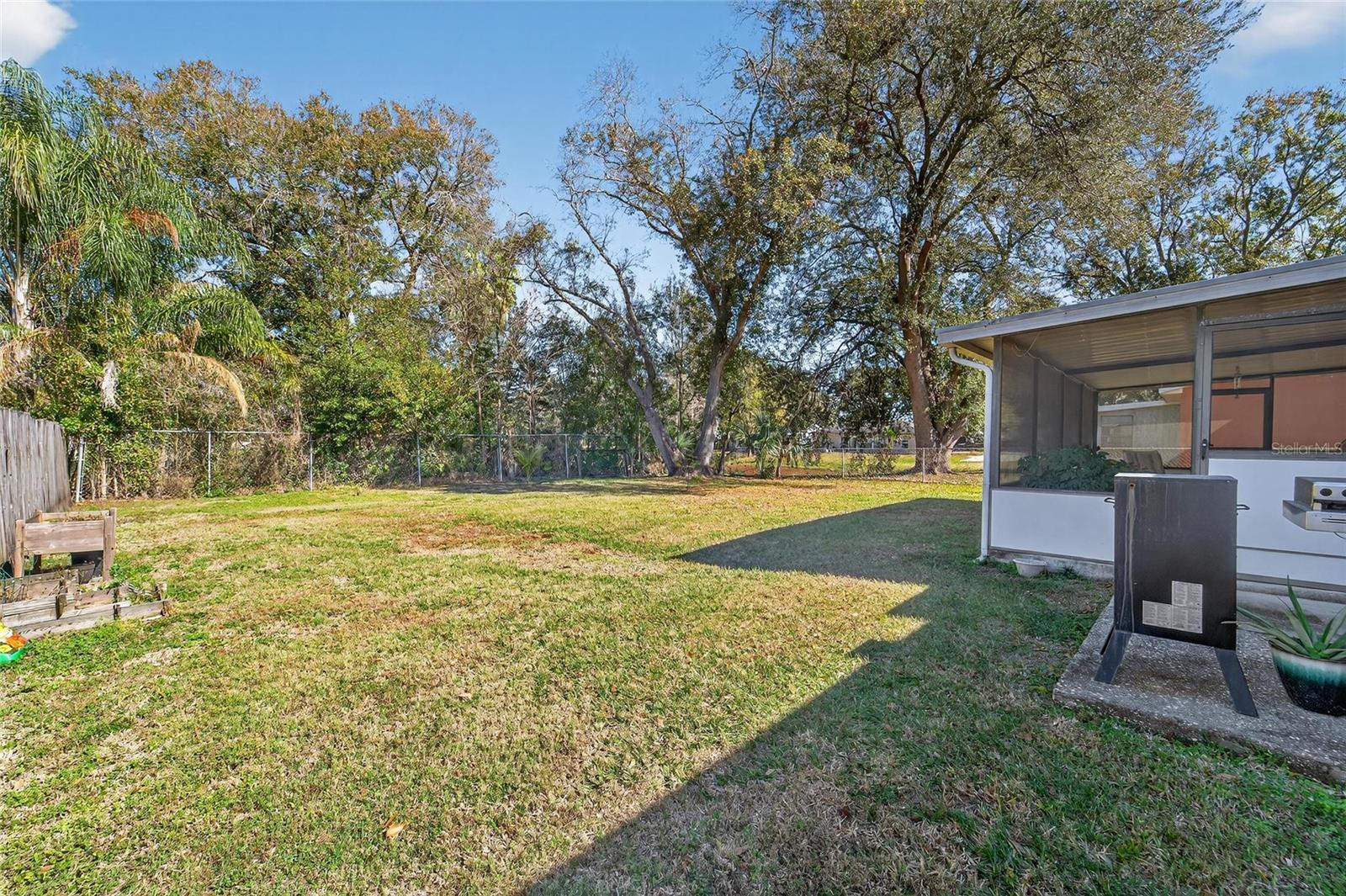 Image 44 of 54 For 1938 Cinnamon Drive