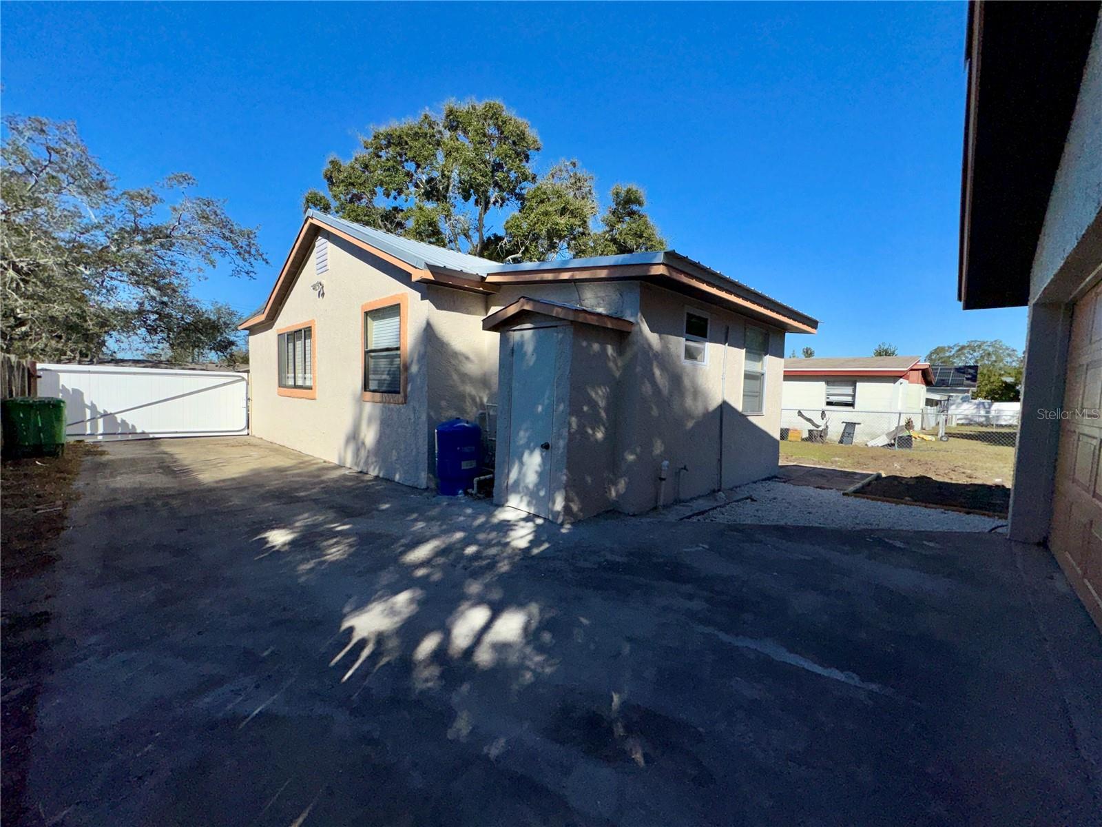 Image 6 of 41 For 9805 46th Street