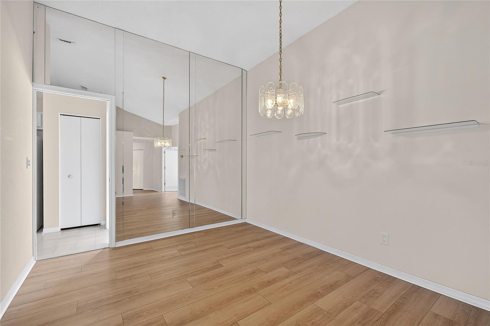 Image 10 of 80 For 743 Winterbrooke Way