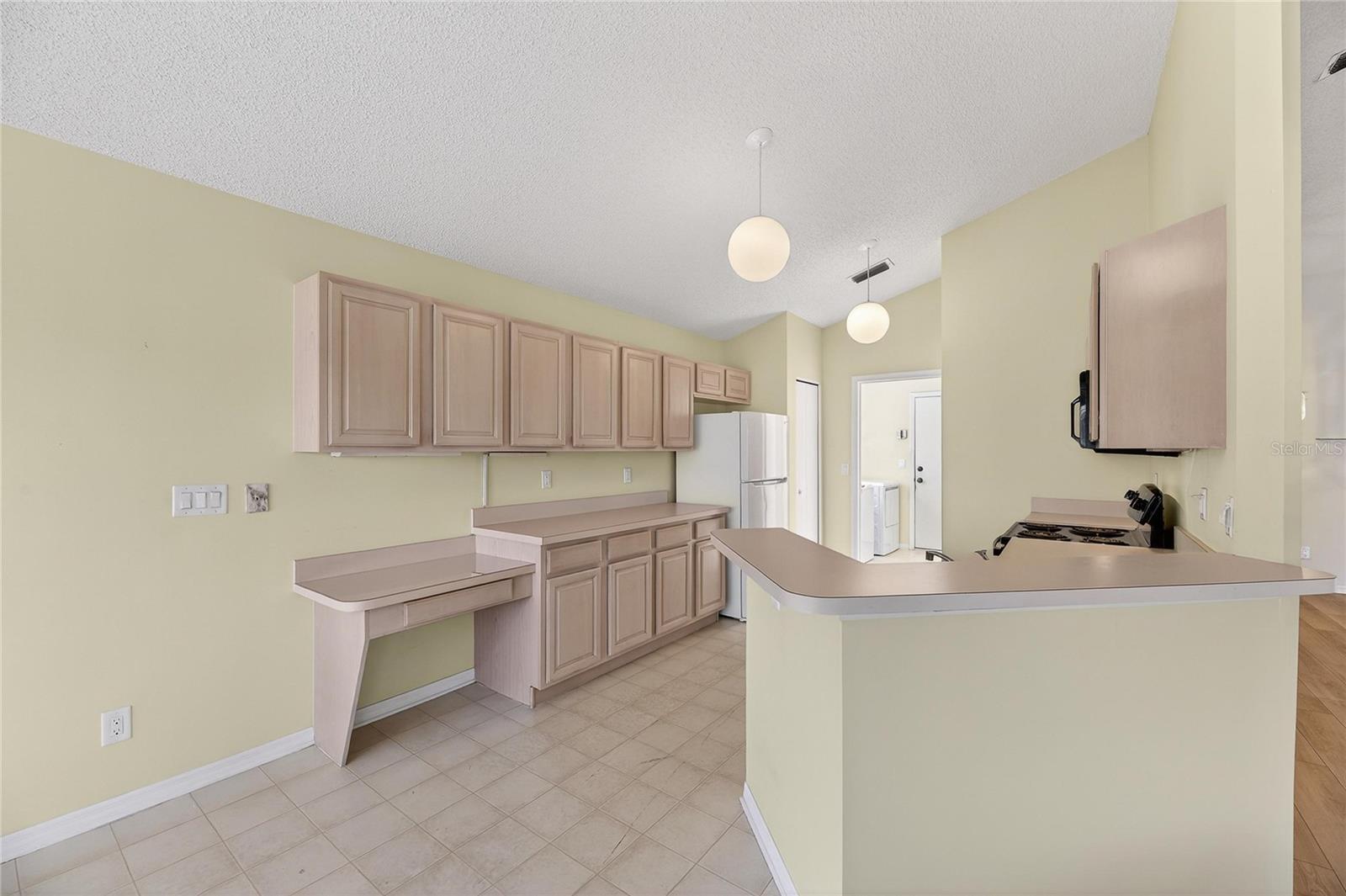 Image 24 of 80 For 743 Winterbrooke Way