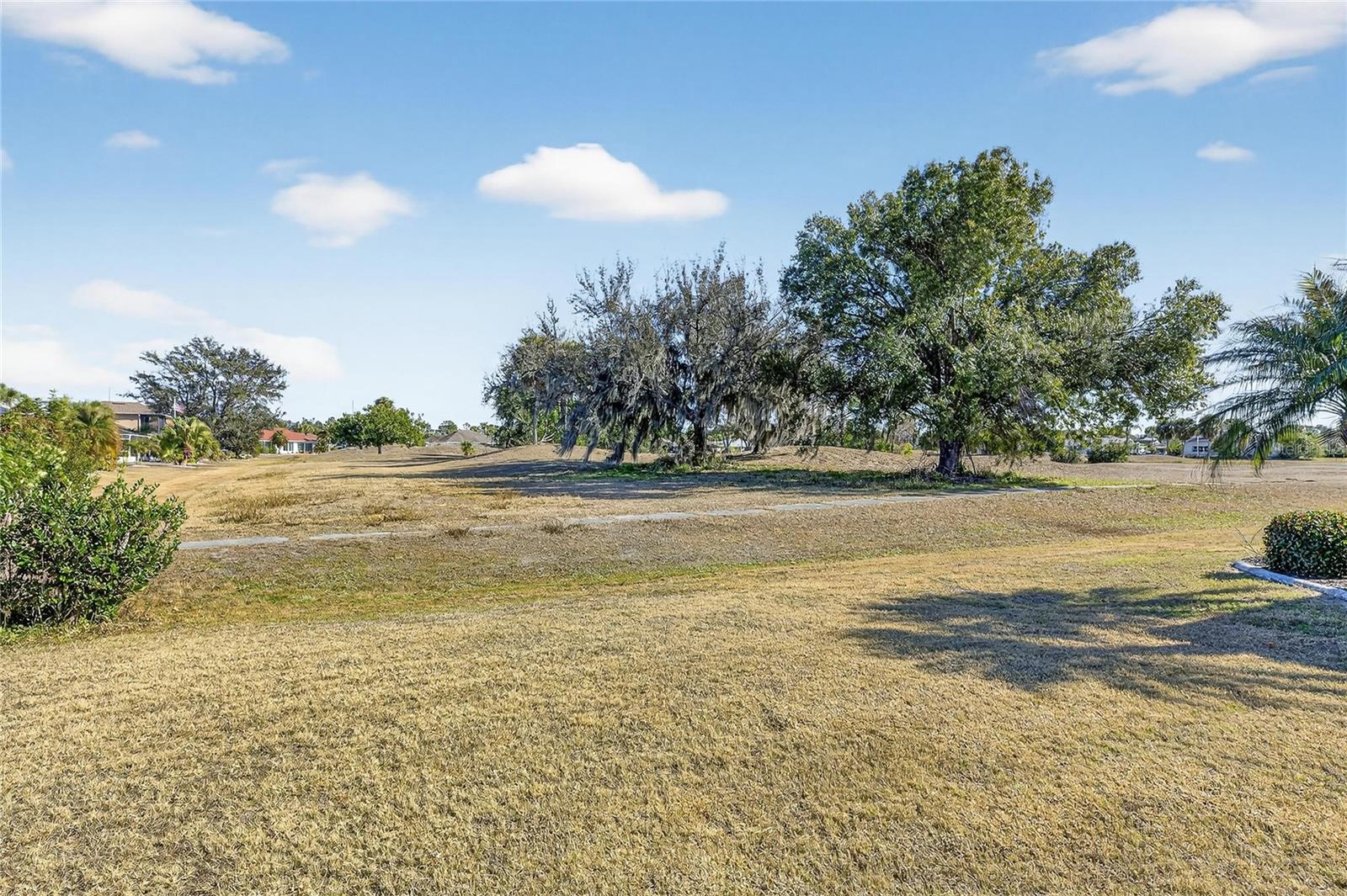 Image 61 of 80 For 743 Winterbrooke Way