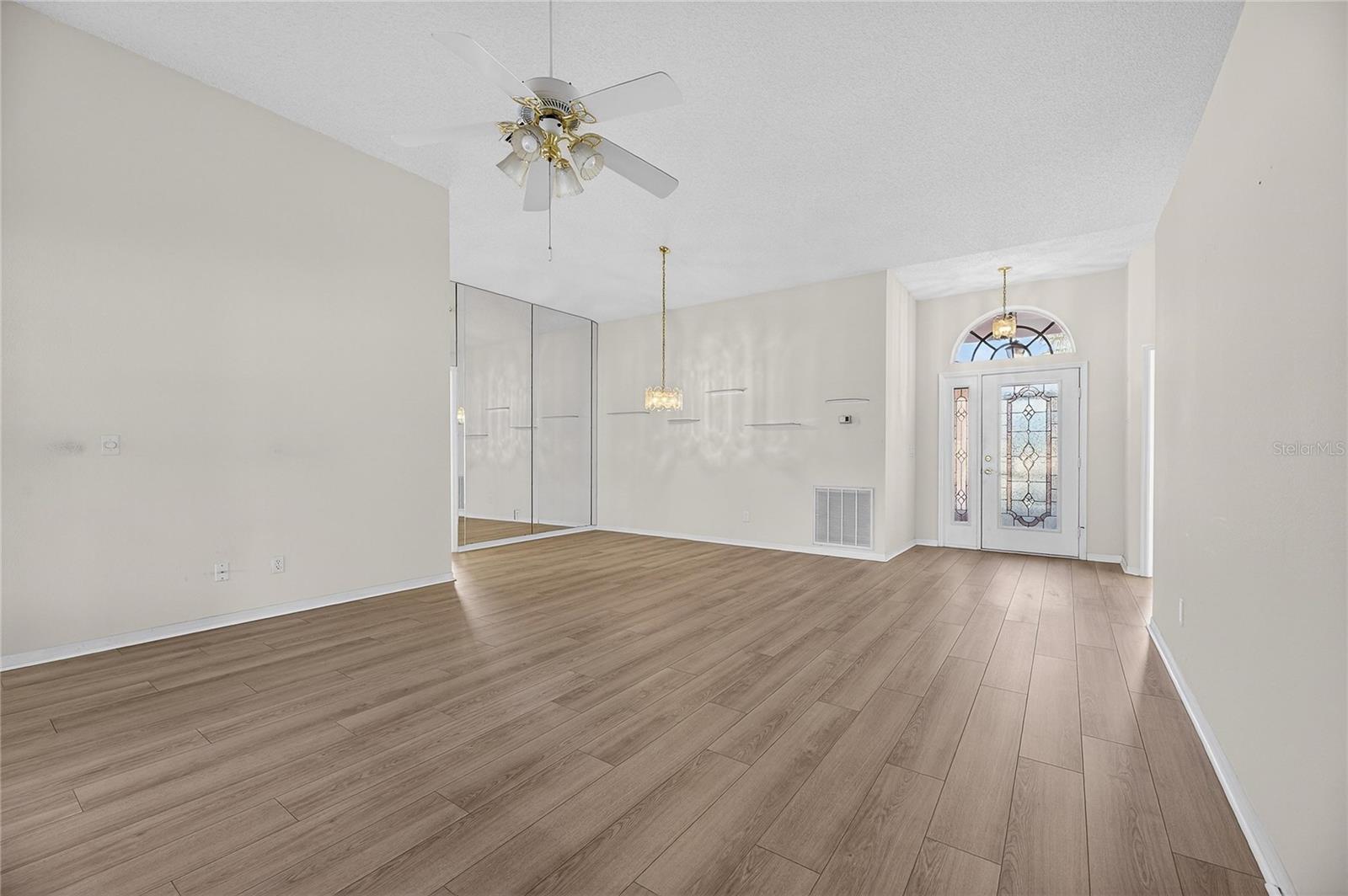 Image 7 of 80 For 743 Winterbrooke Way