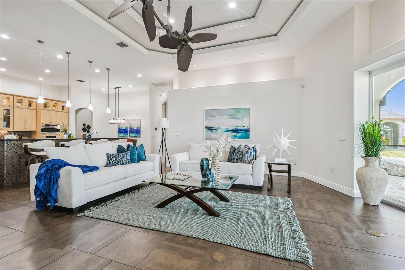 Image 14 of 100 For 3215 Gulf City Road