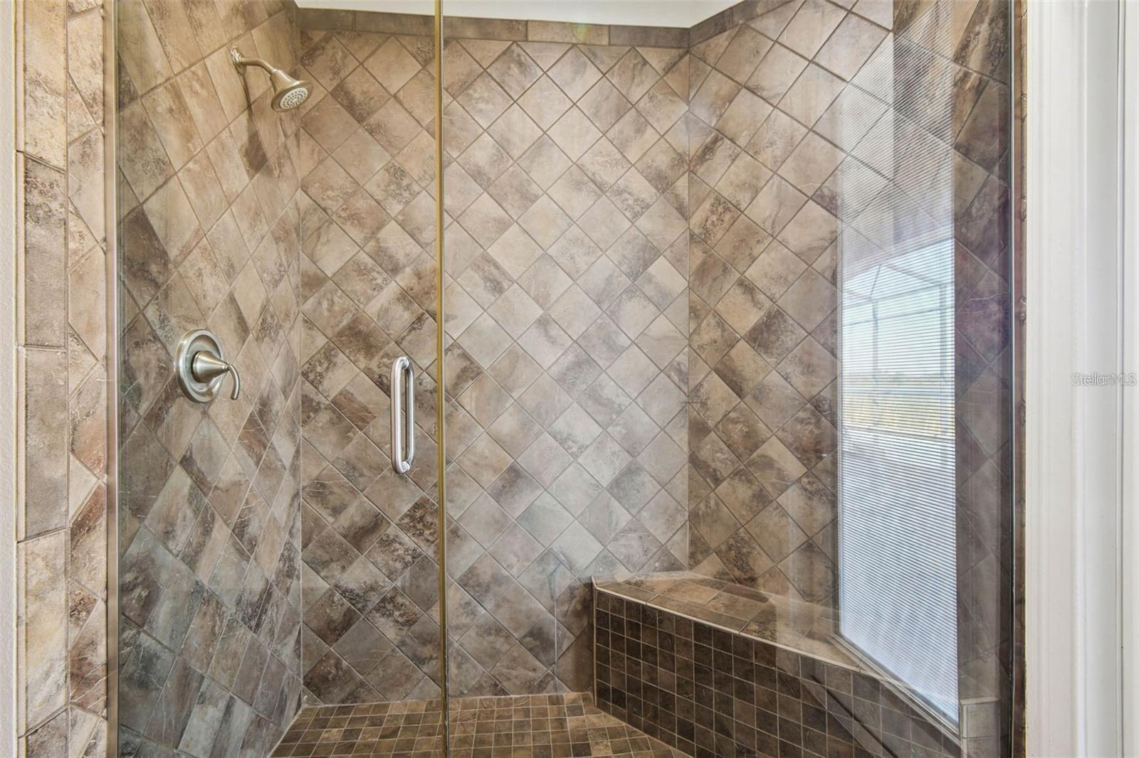 Image 20 of 100 For 3215 Gulf City Road