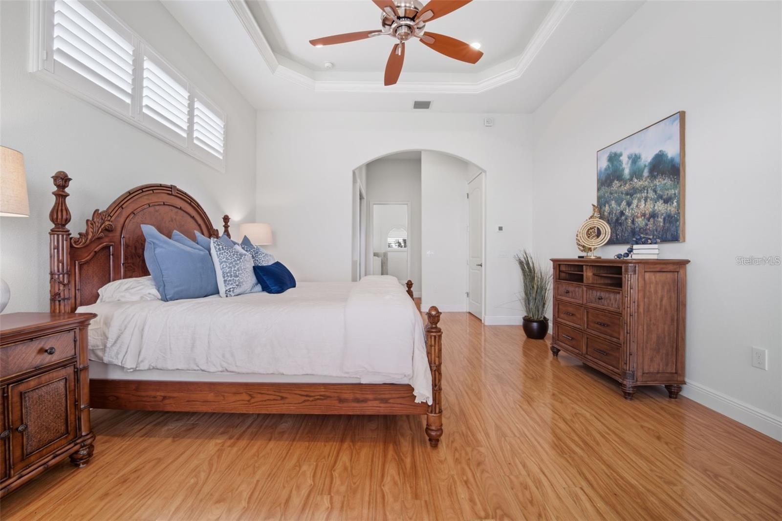 Image 51 of 100 For 3215 Gulf City Road