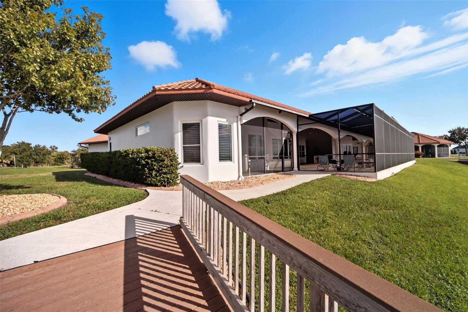 Image 65 of 100 For 3215 Gulf City Road