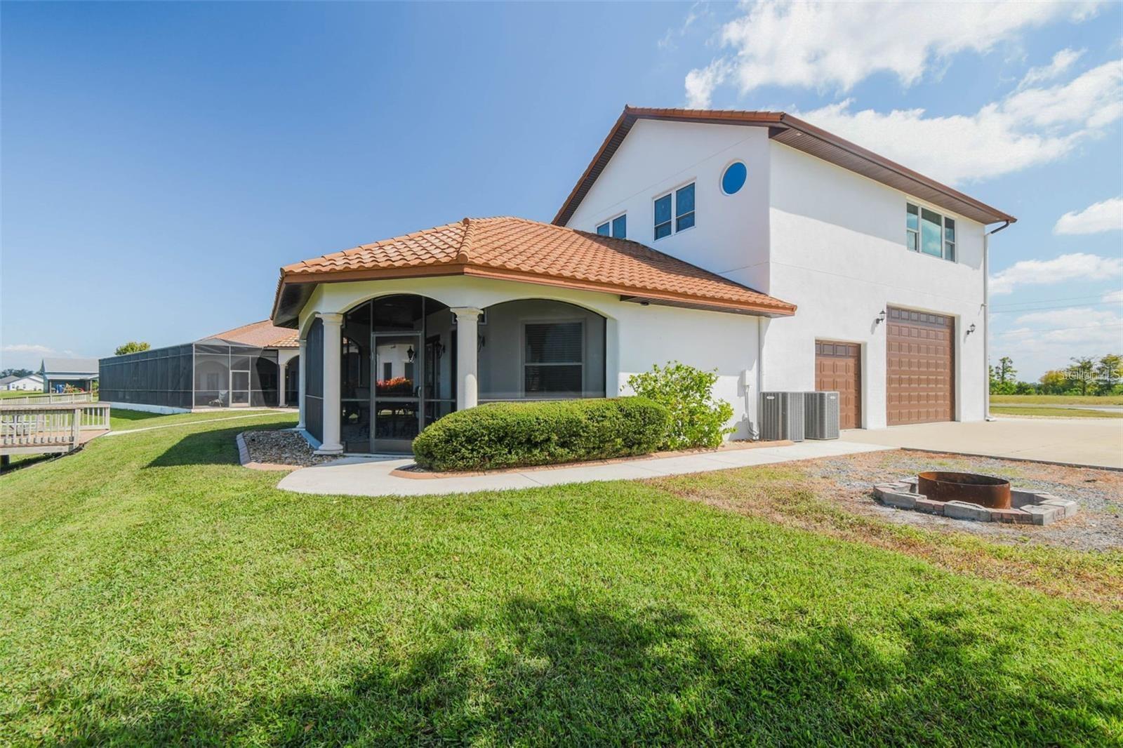 Image 87 of 100 For 3215 Gulf City Road