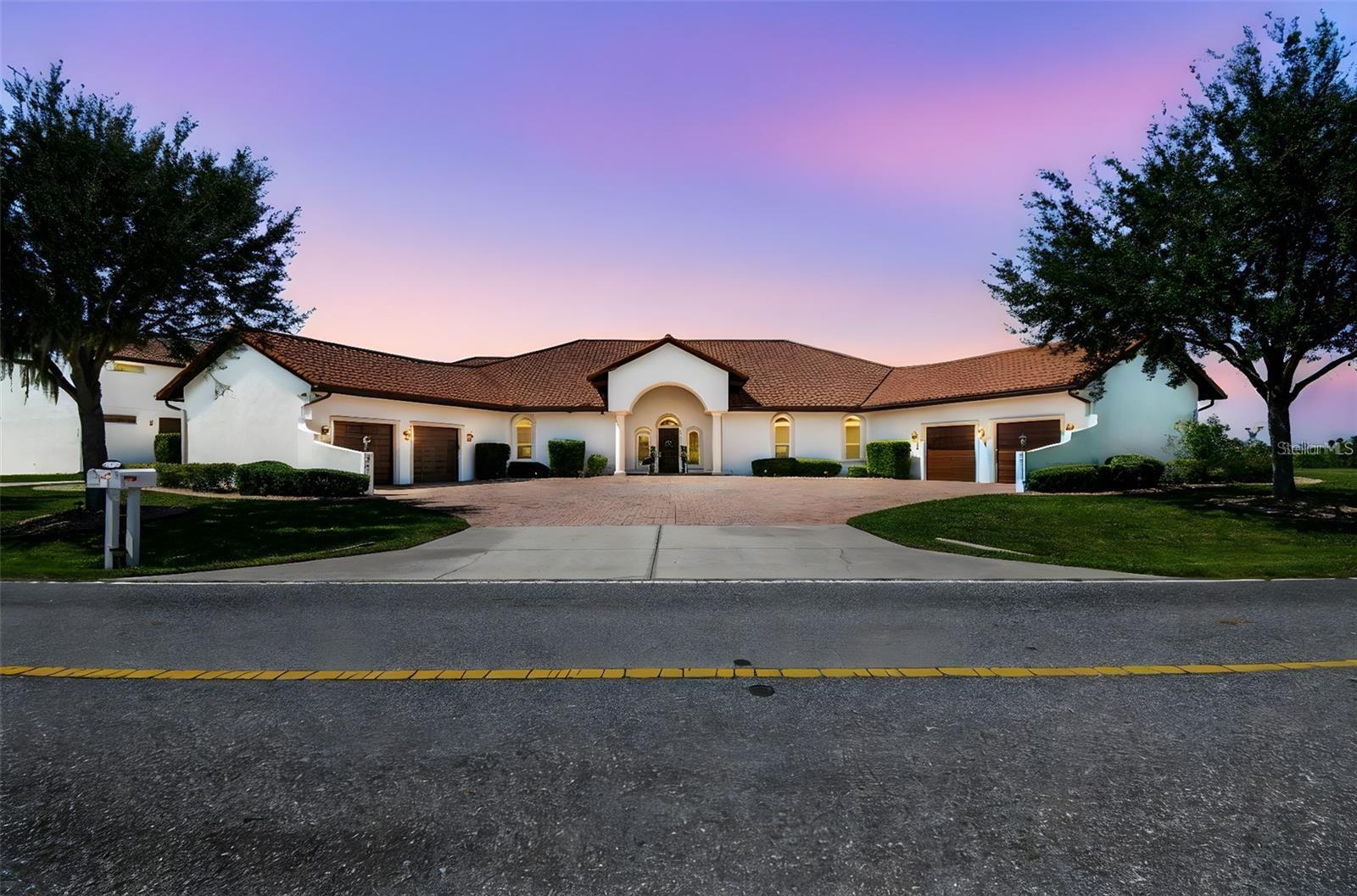 Image 93 of 100 For 3215 Gulf City Road