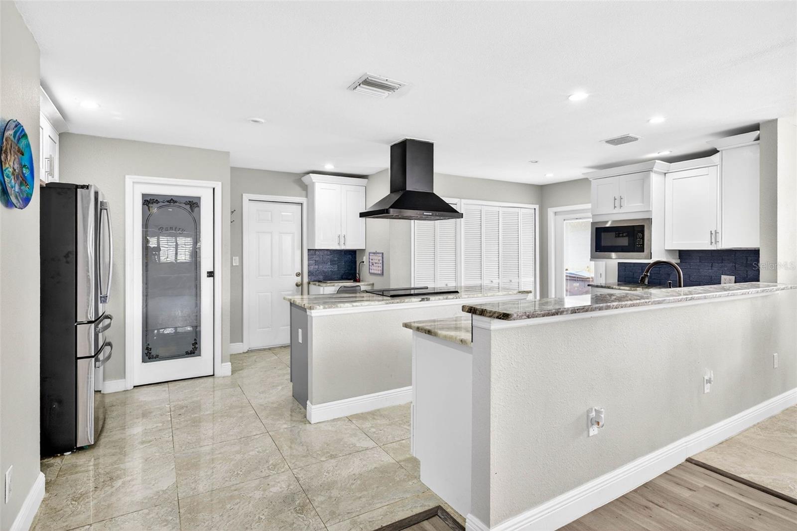 Image 10 of 52 For 8718 Tahiti Lane