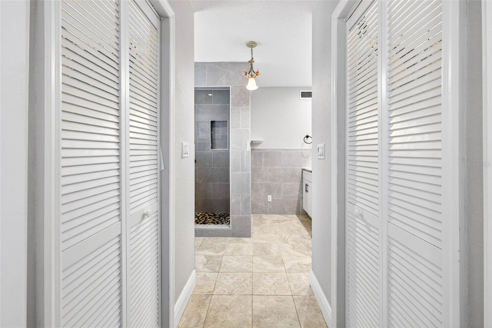 Image 34 of 52 For 8718 Tahiti Lane