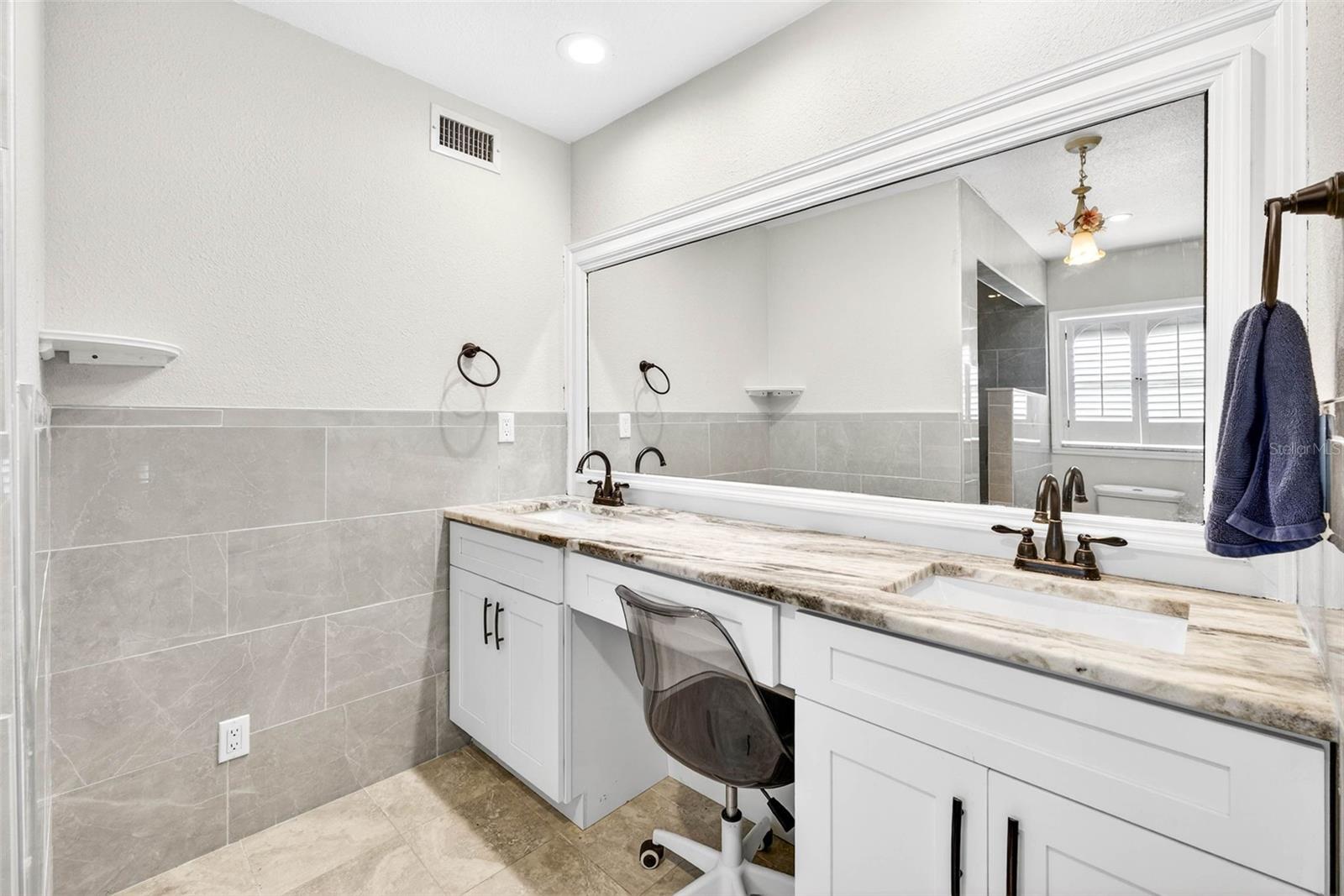 Image 35 of 52 For 8718 Tahiti Lane