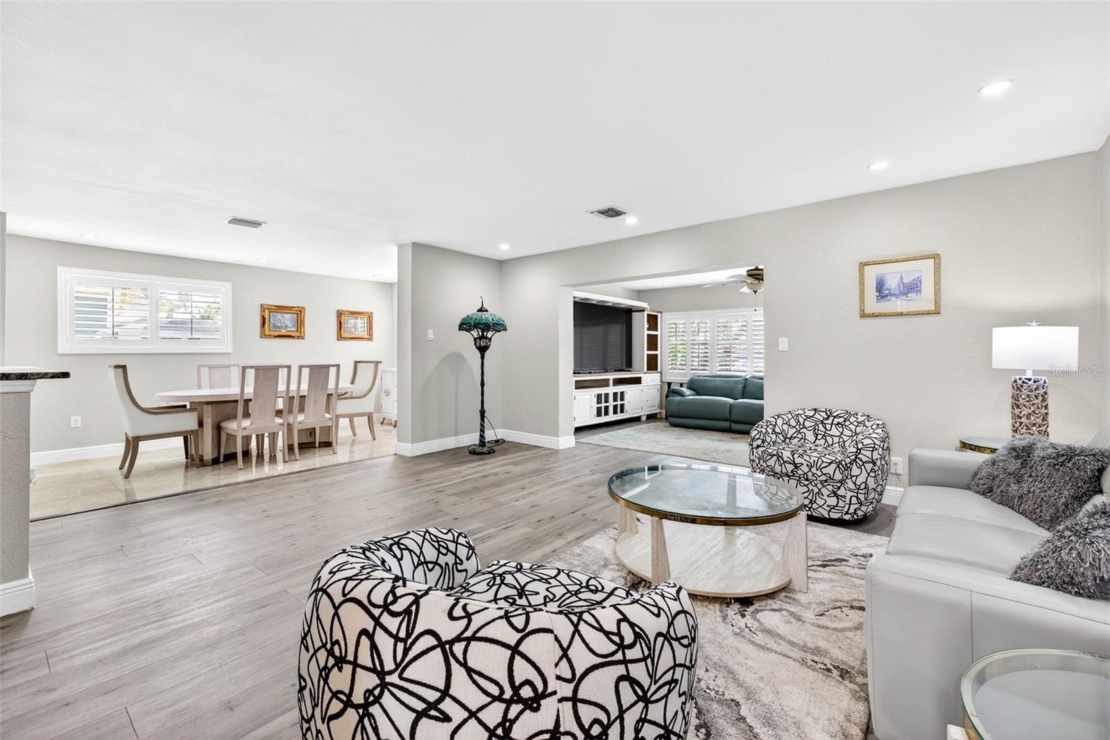 Image 5 of 52 For 8718 Tahiti Lane